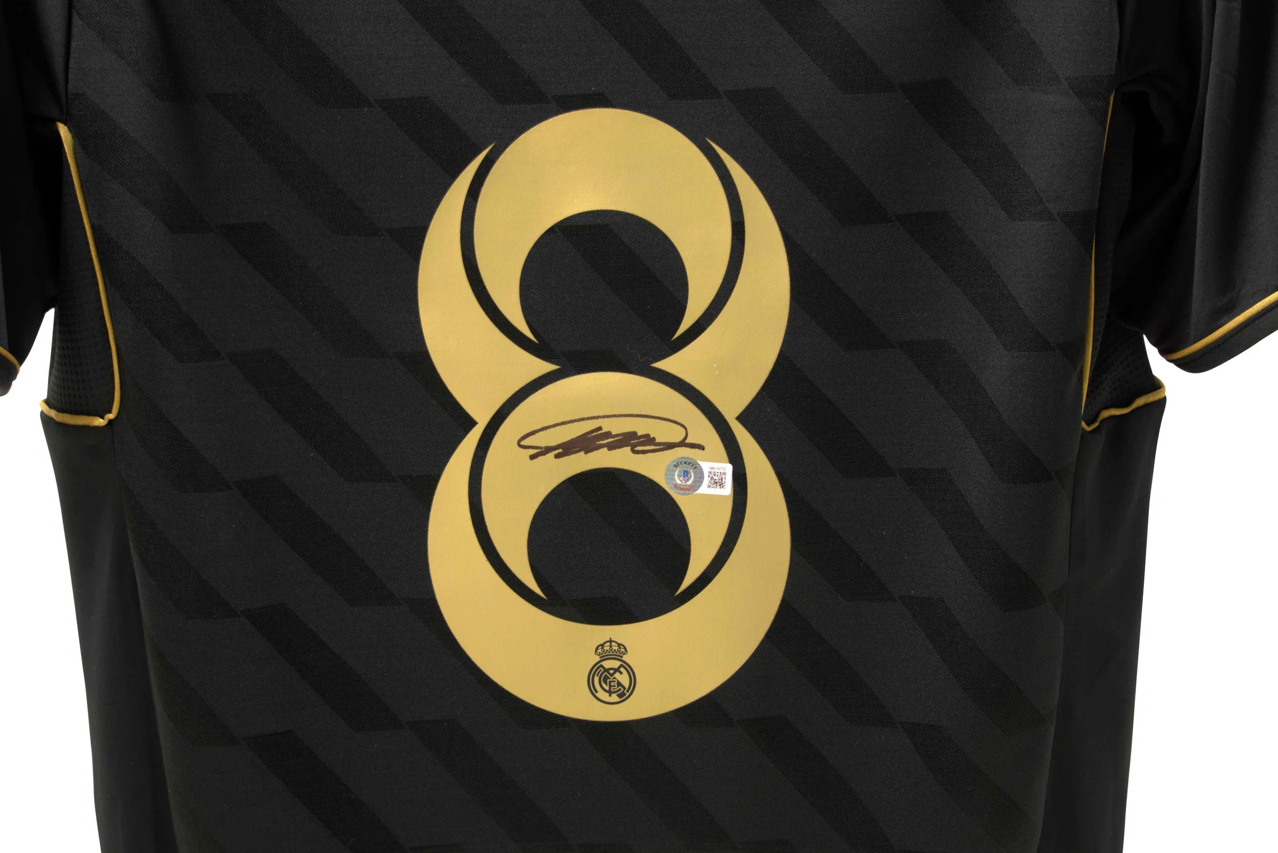 3-Kaka-Signed-Real-Madrid-Jersey-Beckett-PristineAuction.com.jpg