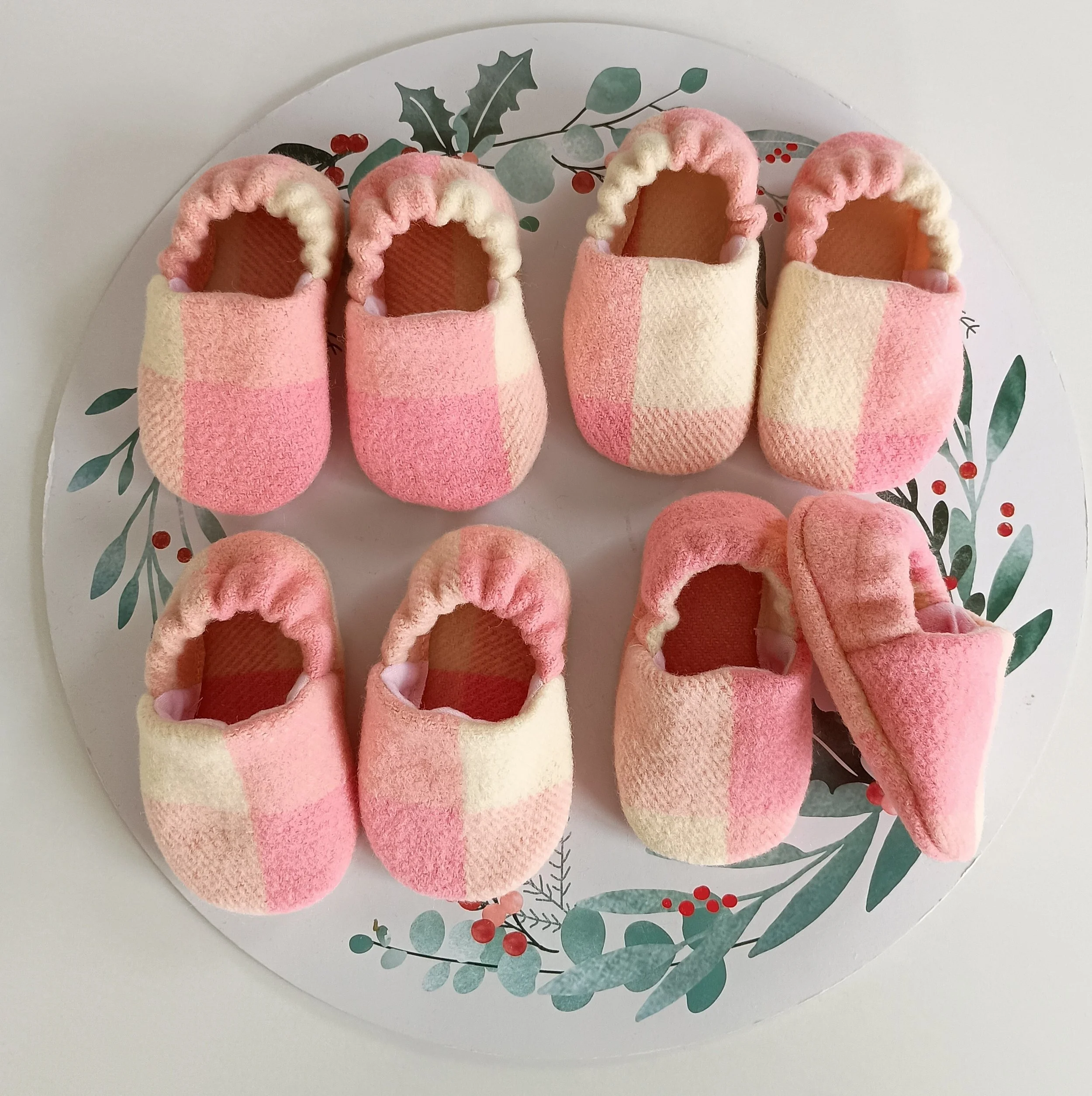Vintage Wool Baby Slippers (6–12 Months)