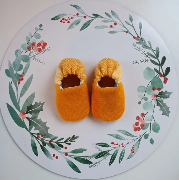Vintage Wool Baby Slippers (6–12 Months)