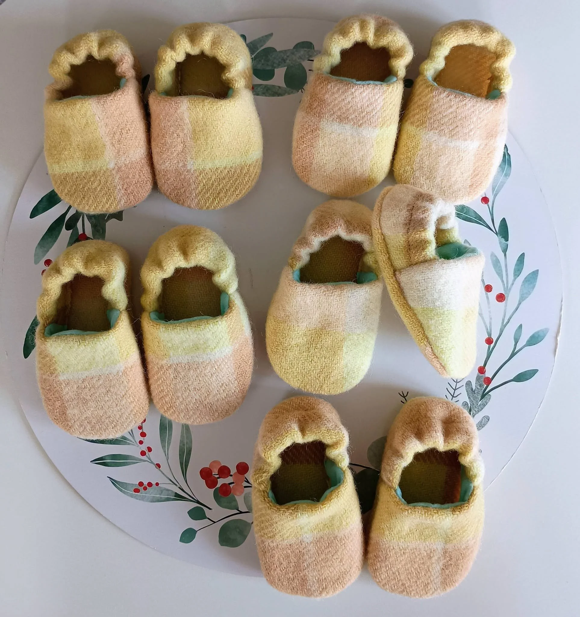 Vintage Wool Baby Slippers (6–12 Months)