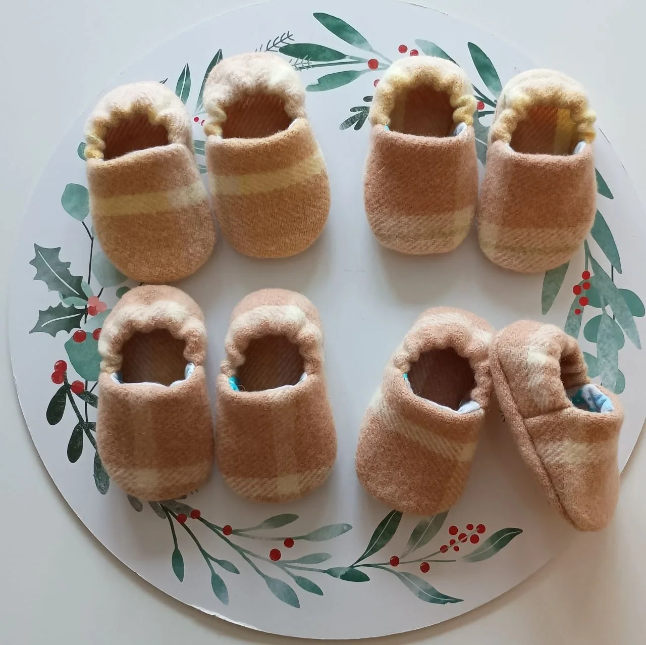 Beige.jpg