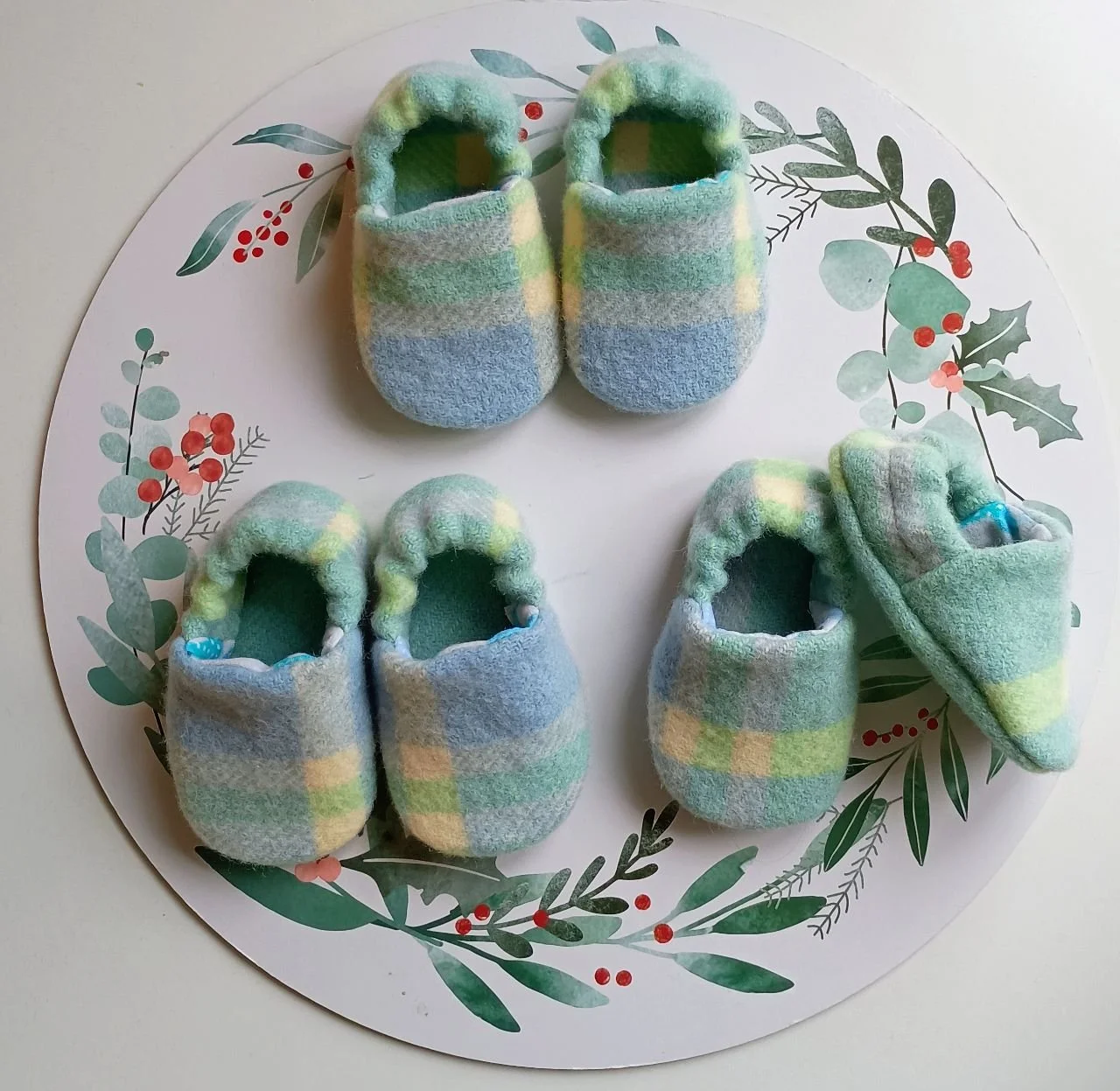 Vintage Wool Baby Slippers (6–12 Months)