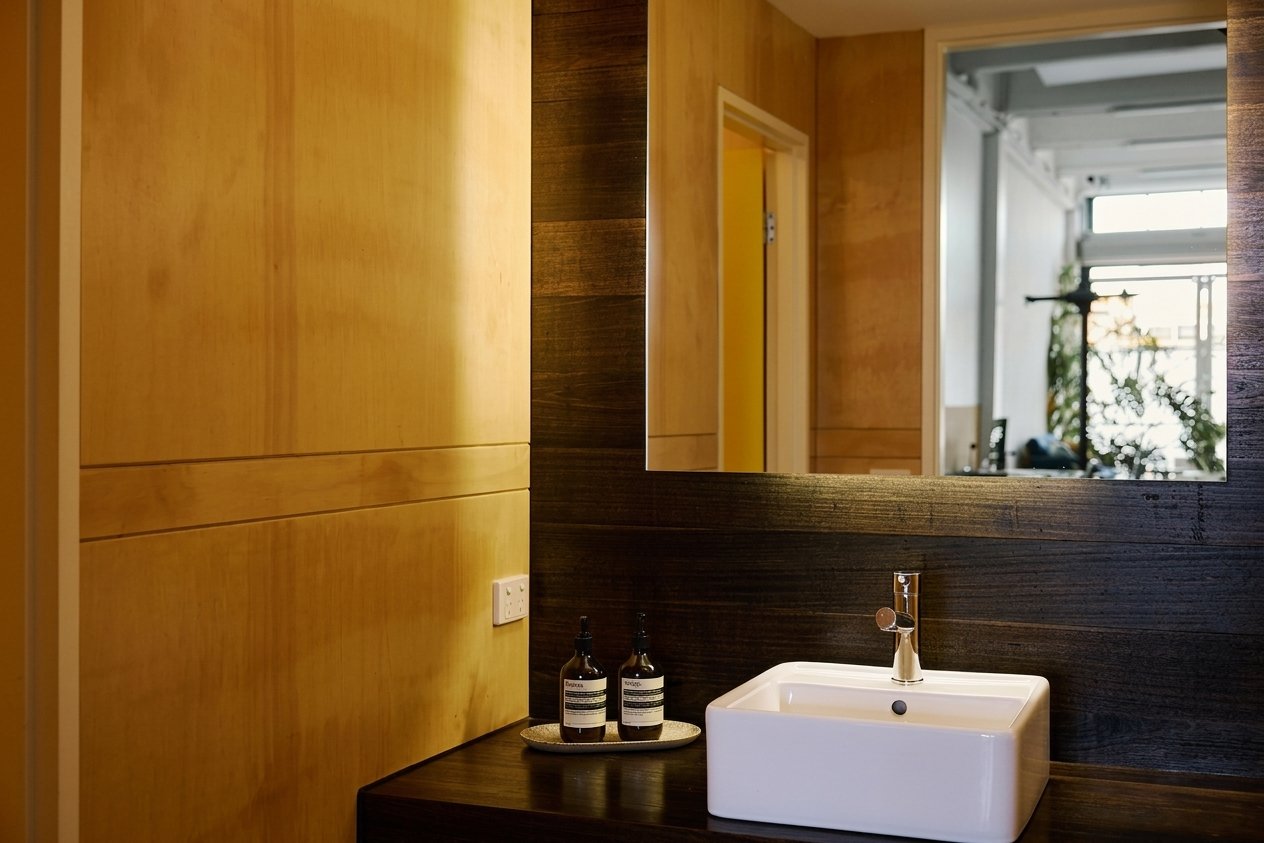 Bathroom_NorthSpaceStudio_Co-Working.jpg