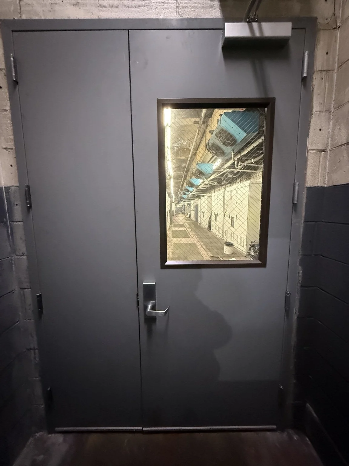Fire-Rated Door Installation
Installation of seven (7) 3' × 9' commercial fire-rated doors.