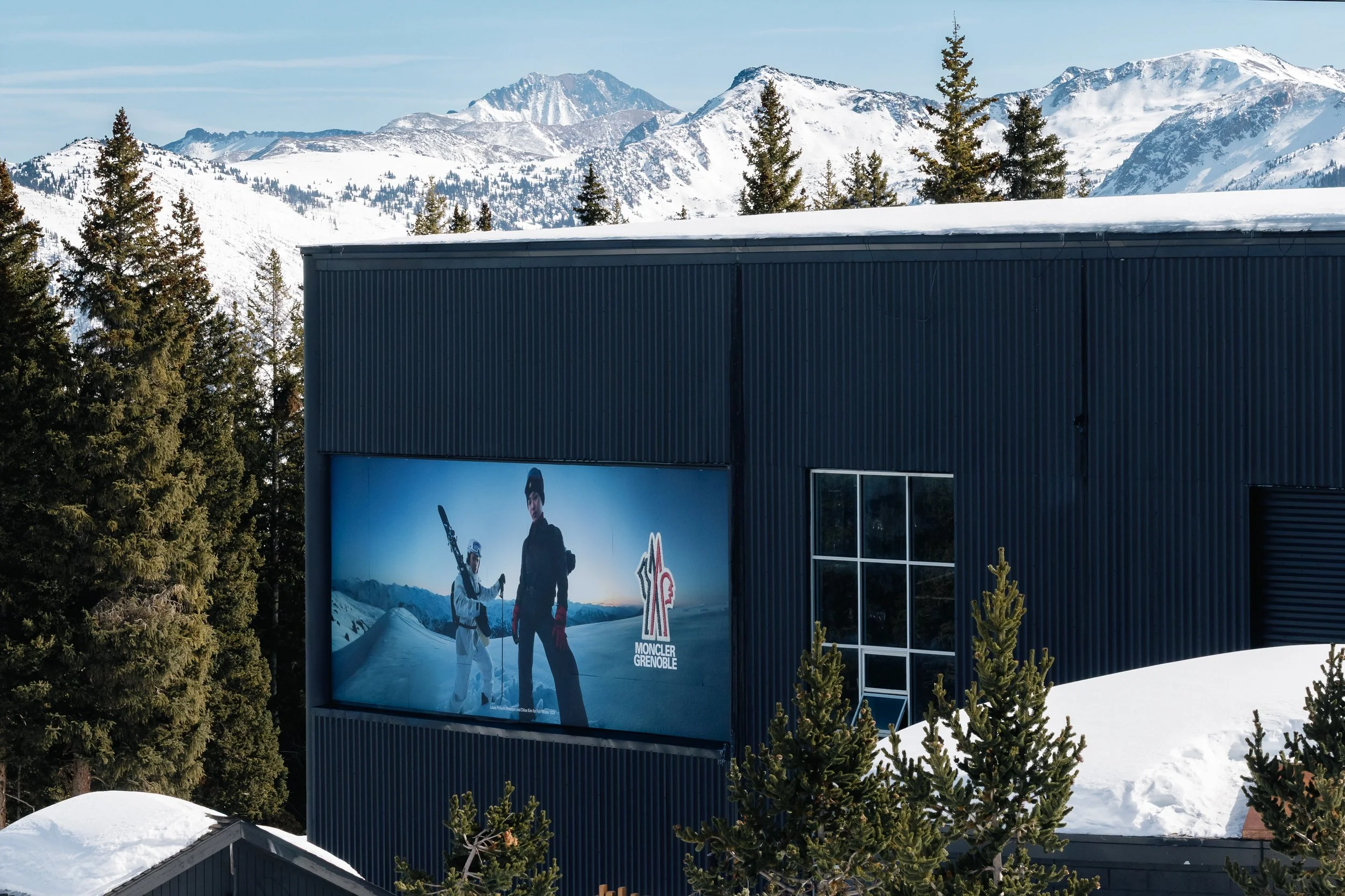 Moncler_Aspen_Billboard_2N1A1593.jpg