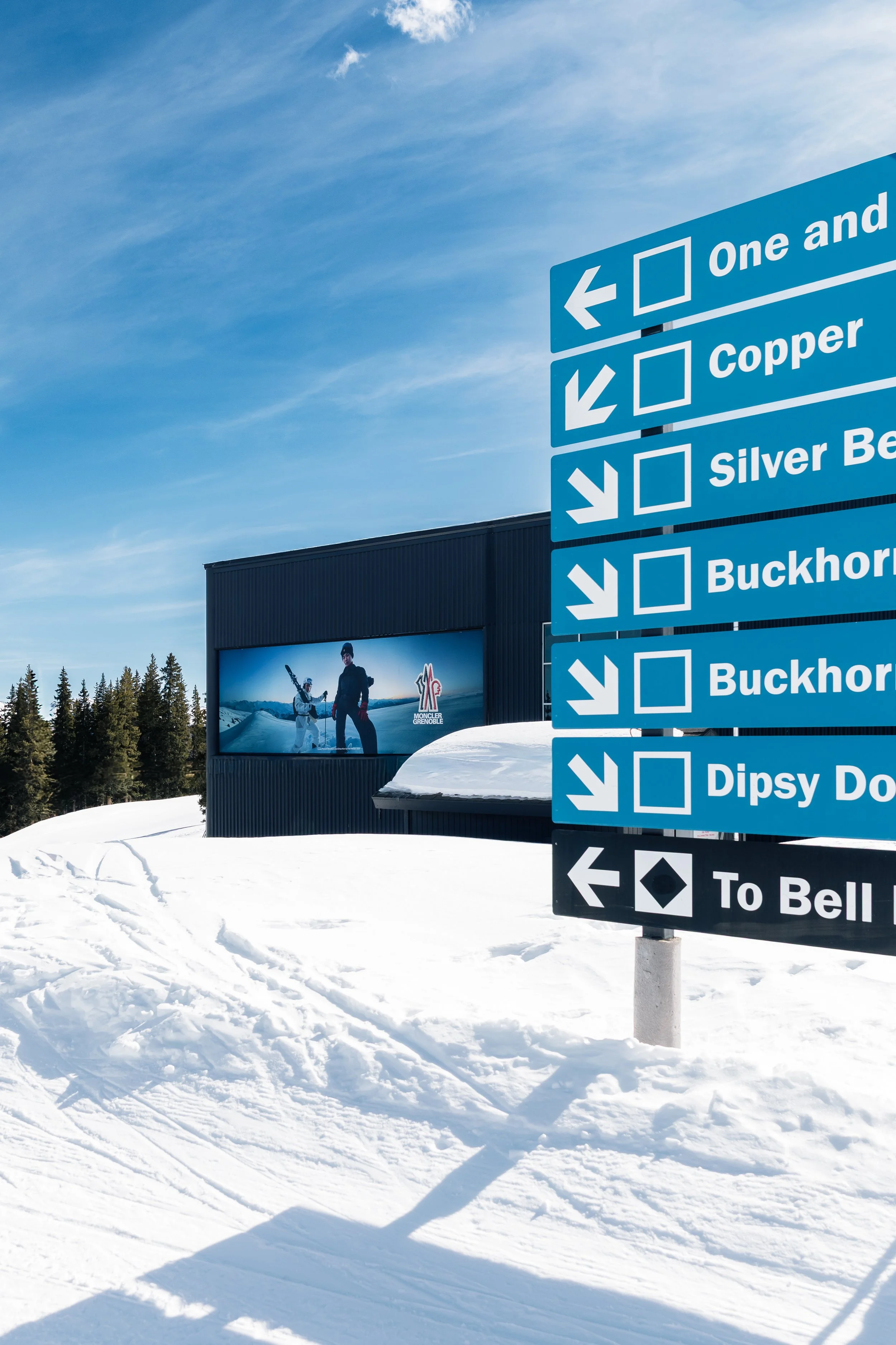 Moncler_Aspen_Billboard_2N1A1156.jpg
