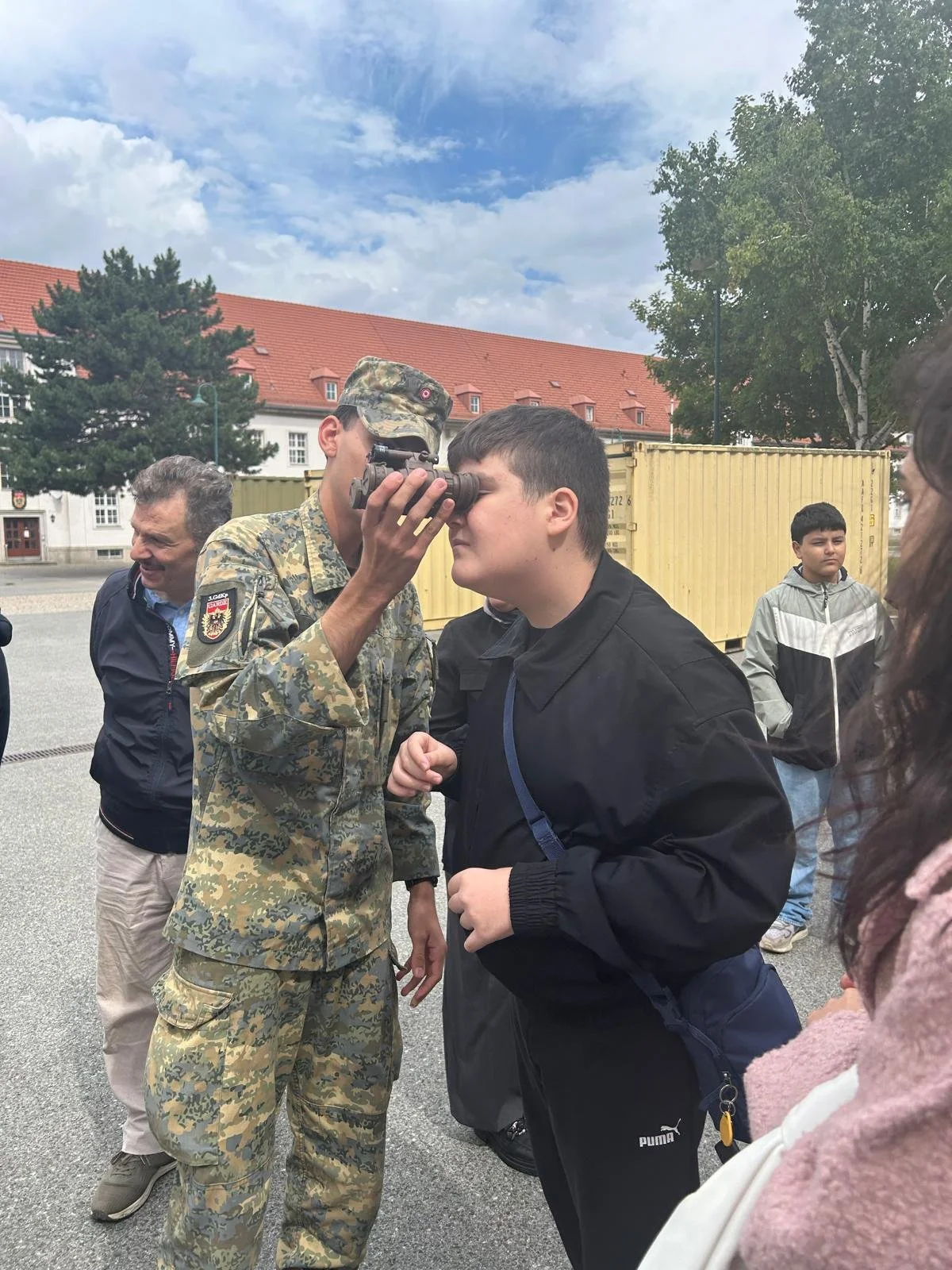 Besuch beim Militär 