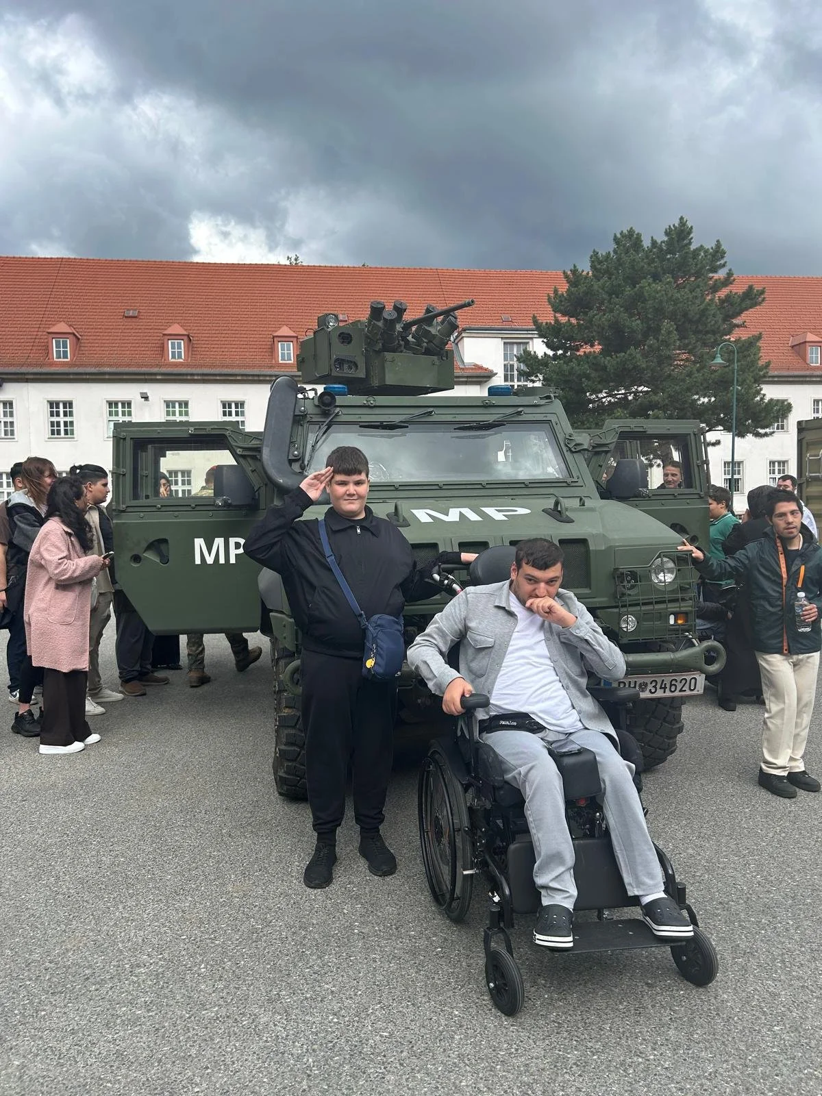 Besuch beim Militär 
