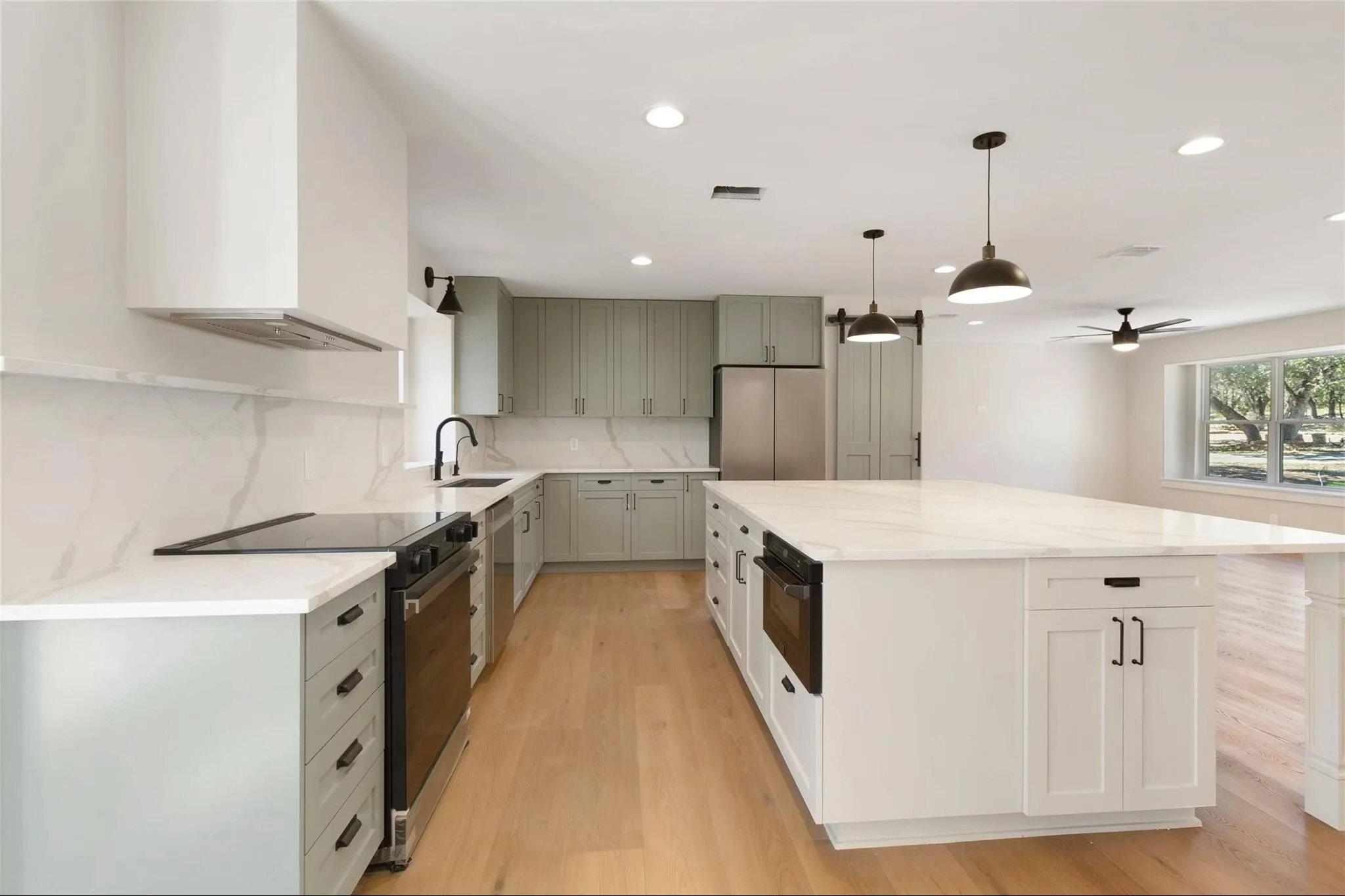custom kitchen cabinets in the Austin area