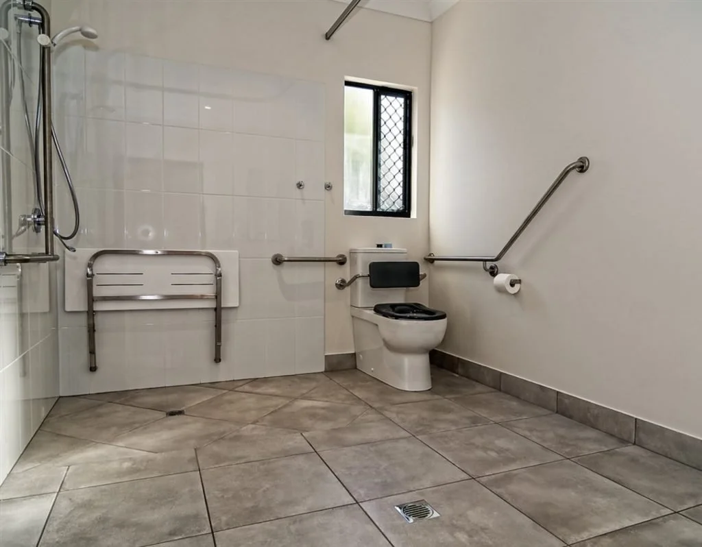 Queen-plus-single-room-disabled-access-6-1024x798.jpg.jpeg