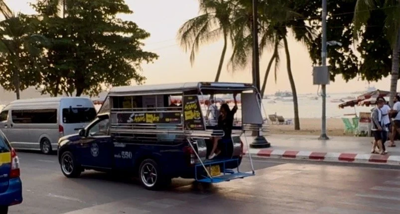 Pattaya Baht Bus