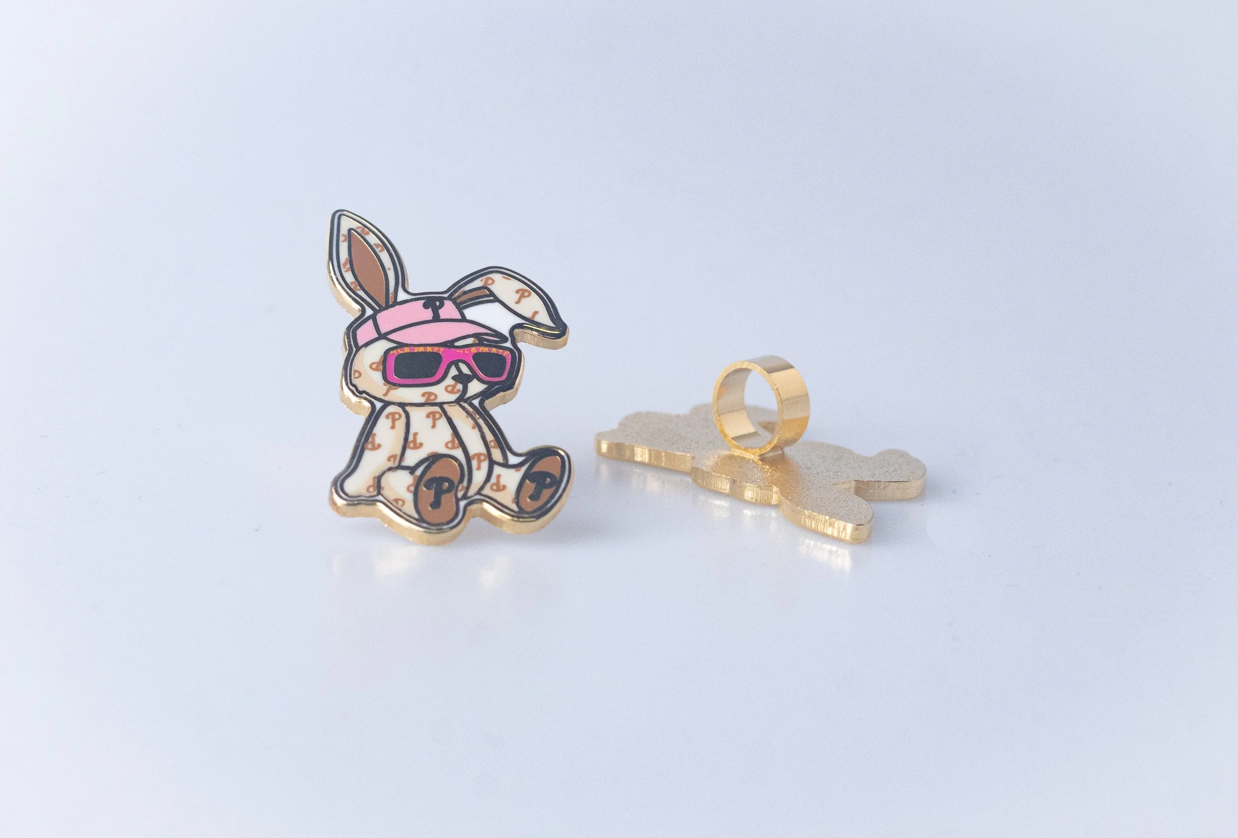 MLB CNY Year of Rabbit shoe charm shown front and back, with the clip ring on the reverse