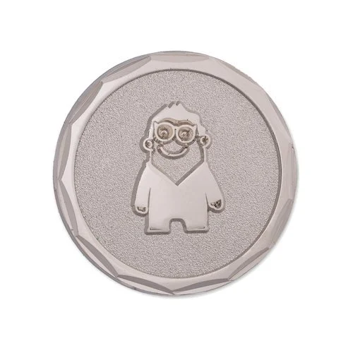Petal coin edge with rounded petal shapes cut around the rim