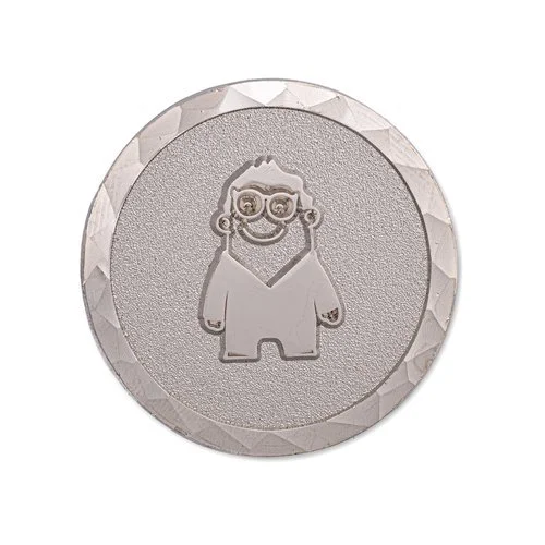 Diamond line coin edge with angled facets around the rim