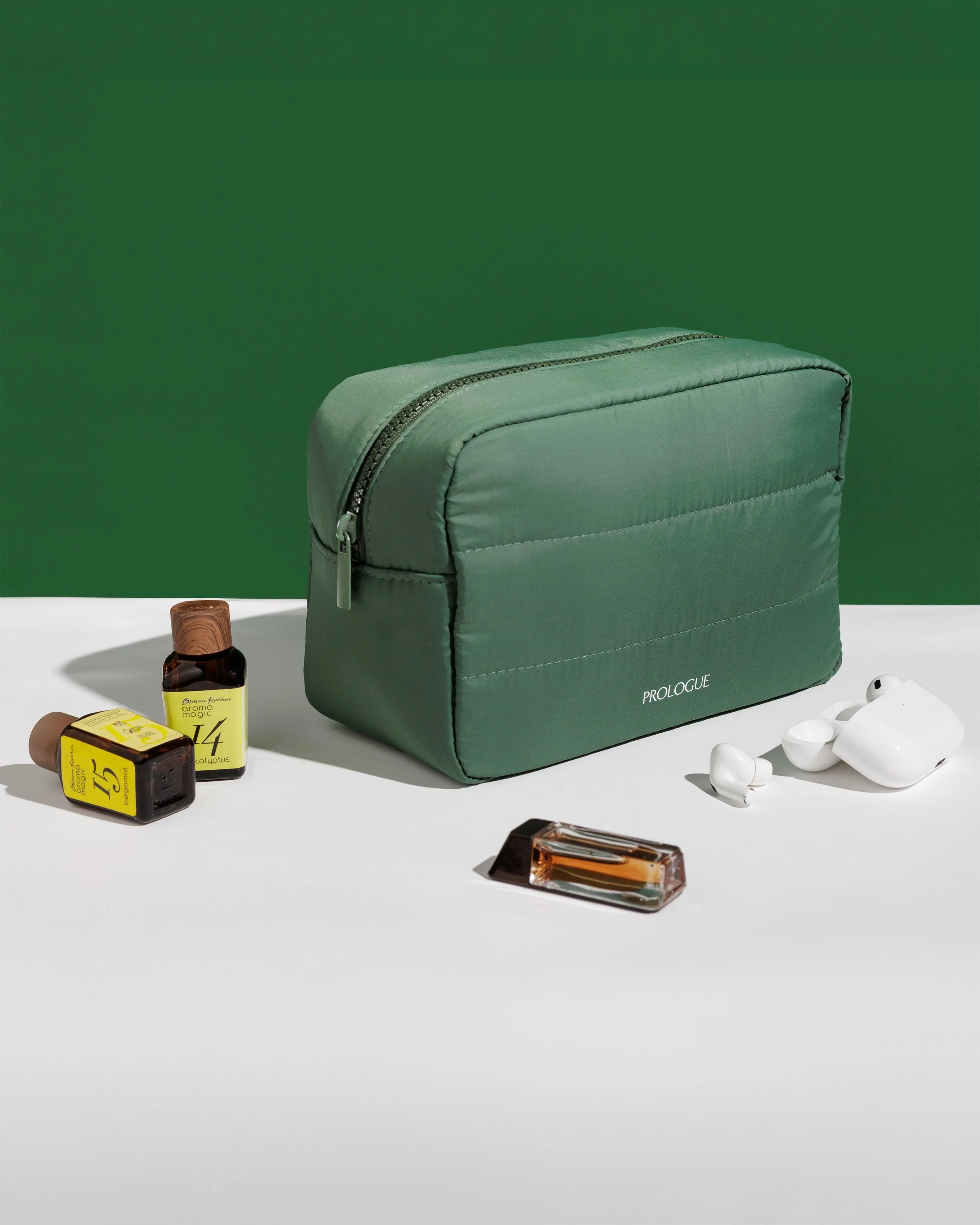 Upgrade your everyday carry with merchandise that blends seamlessly into modern lifestyles. We produced these premium puffy pouches for Prologue. Designed with a sleek sage green finish and subtle branding, these versatile organizers are perfect for 
