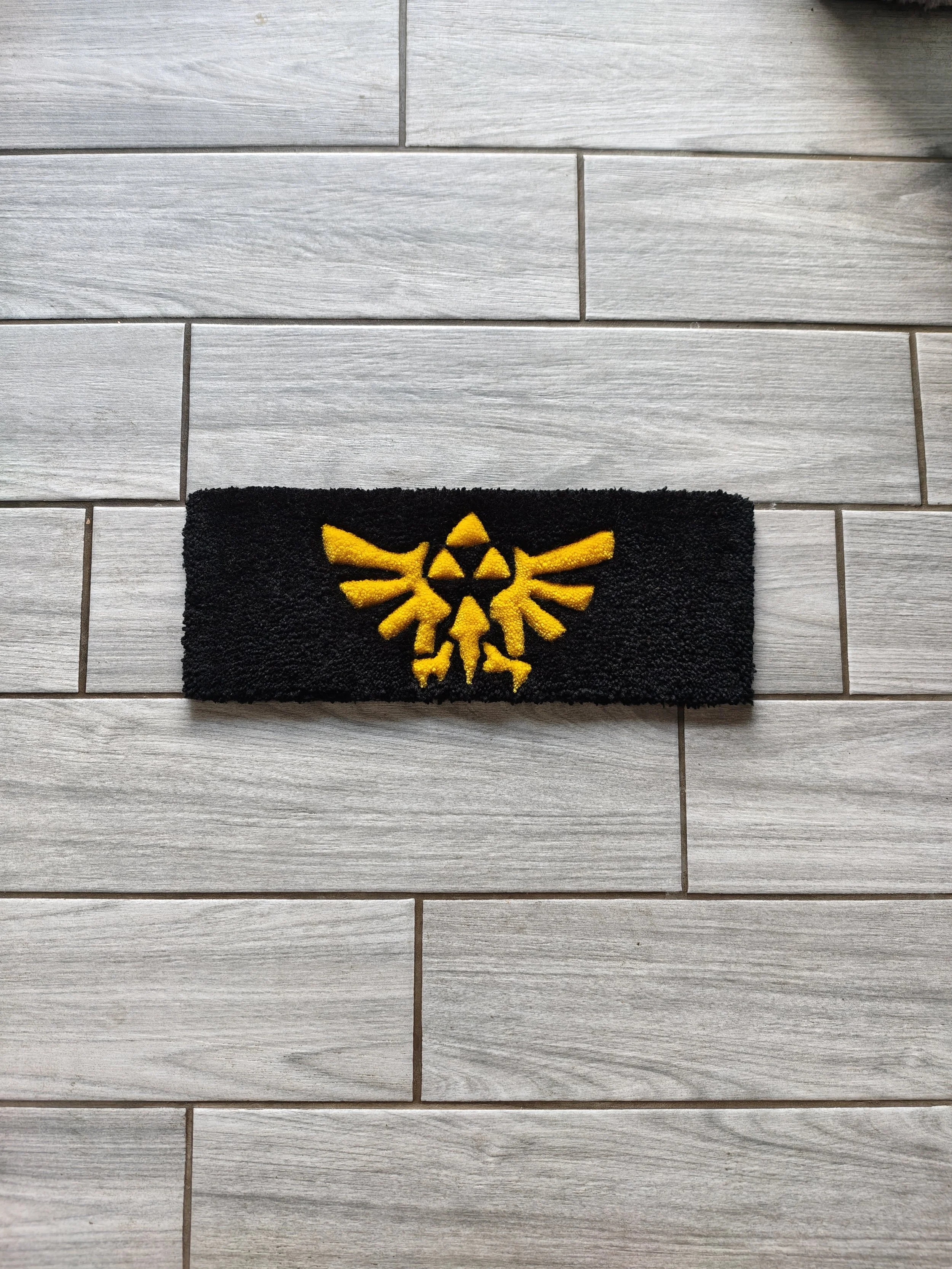 Bod.Rug_Triforce_Image1.jpg