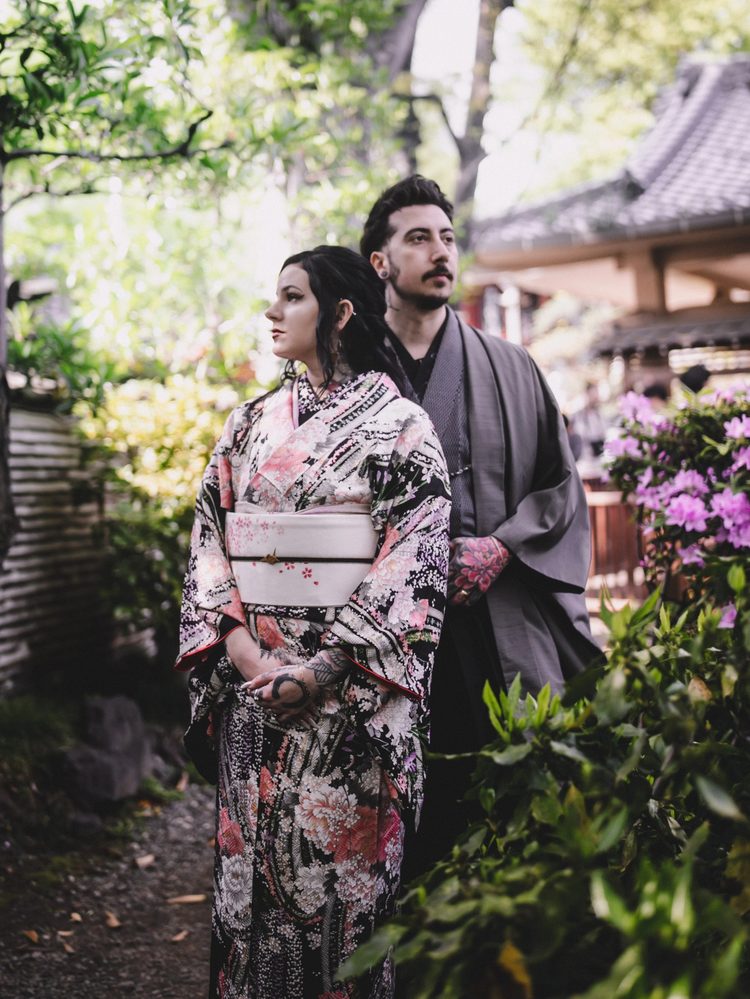 Kimono photoshoot for Morgan and Max! 🌸 @morganchenoa @maxandrewtattoo 

Last photoshoot for the current posting theme, which is darker coloured outfits &mdash; not in a goth and edgy way, just dark colours! Although when you&rsquo;re heavily tattoo