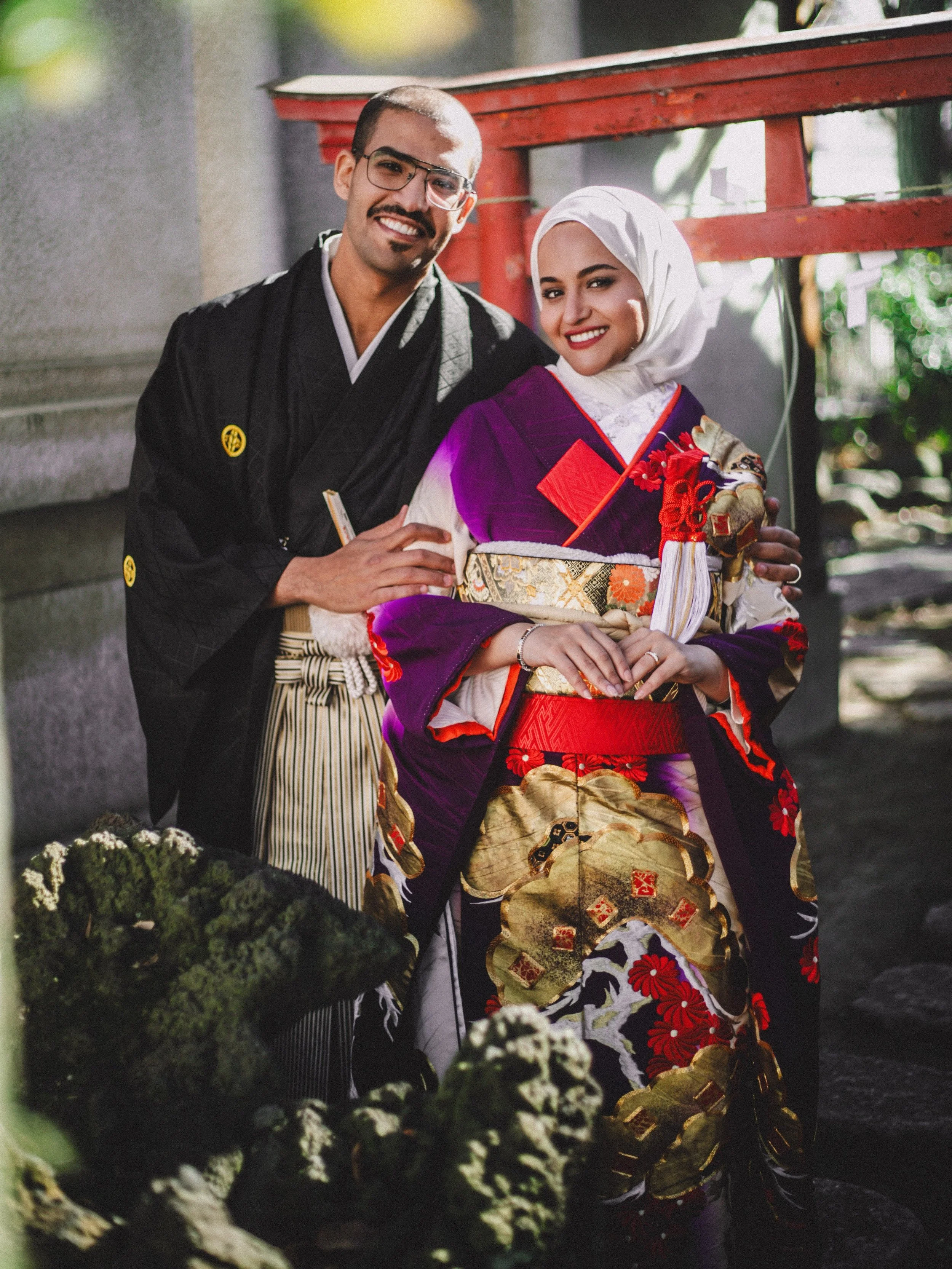Bridal photoshoot for Muneera and Abdulrahman! 💫

Not exactly antique, but the bridal furisode Muneera is wearing would definitely be in the &lsquo;vintage&rsquo; category! 

This photoshoot is what I call a &ldquo;casual&rdquo; bridal &mdash; which