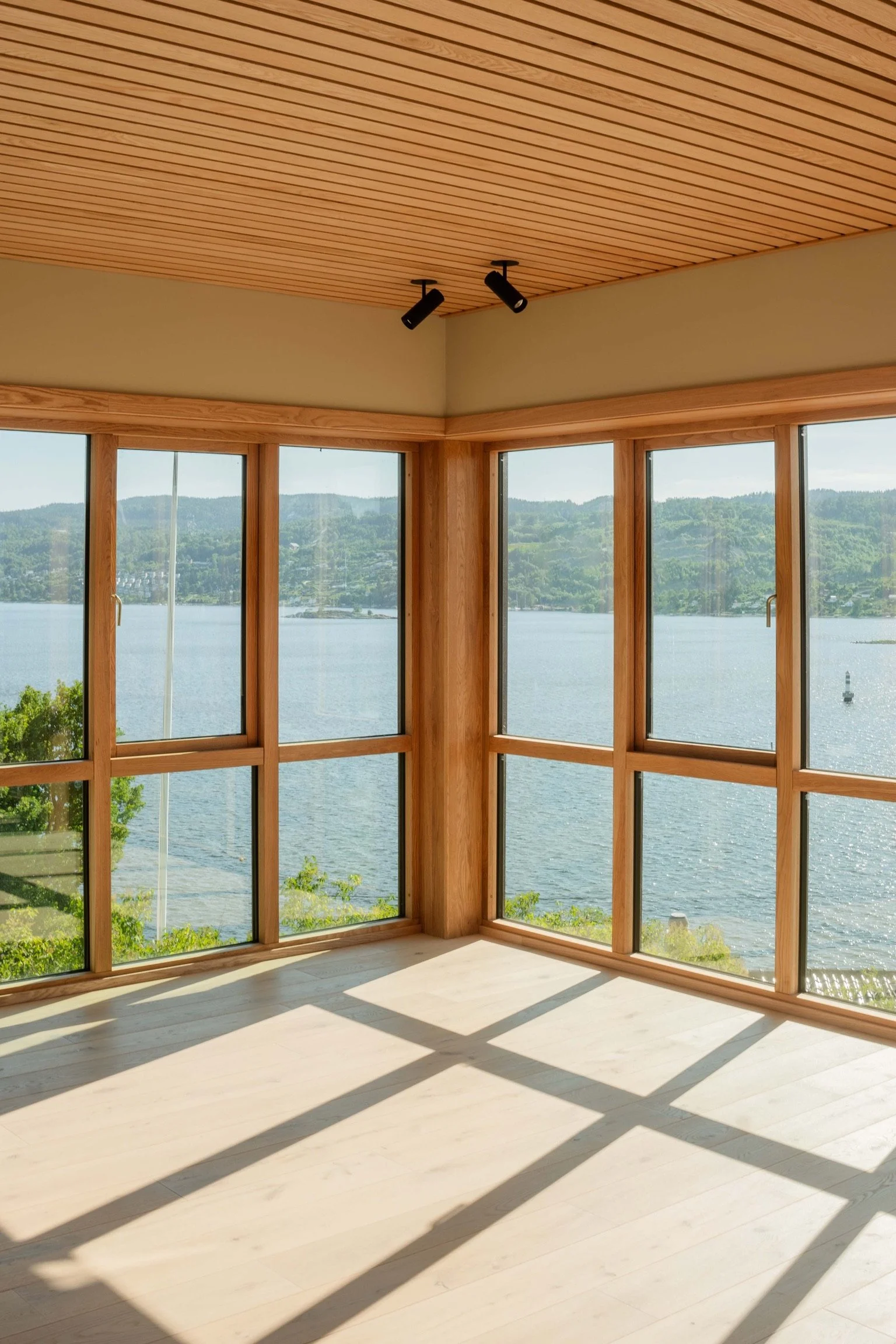 borhaven, arkitektur, transformasjon, tegl, førre vinduer, takterrasse, ACT, Alexandra Gjerlaugsen, utsikt, drøbak