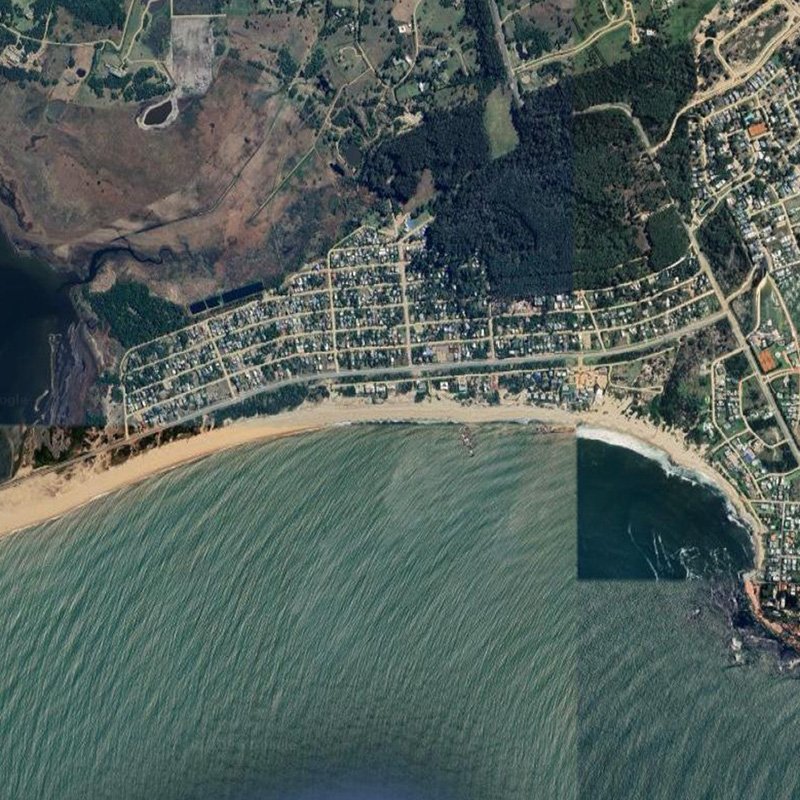 LA JUANITA |
Residential · Informal · Beach-oriented · Minutes from the casco