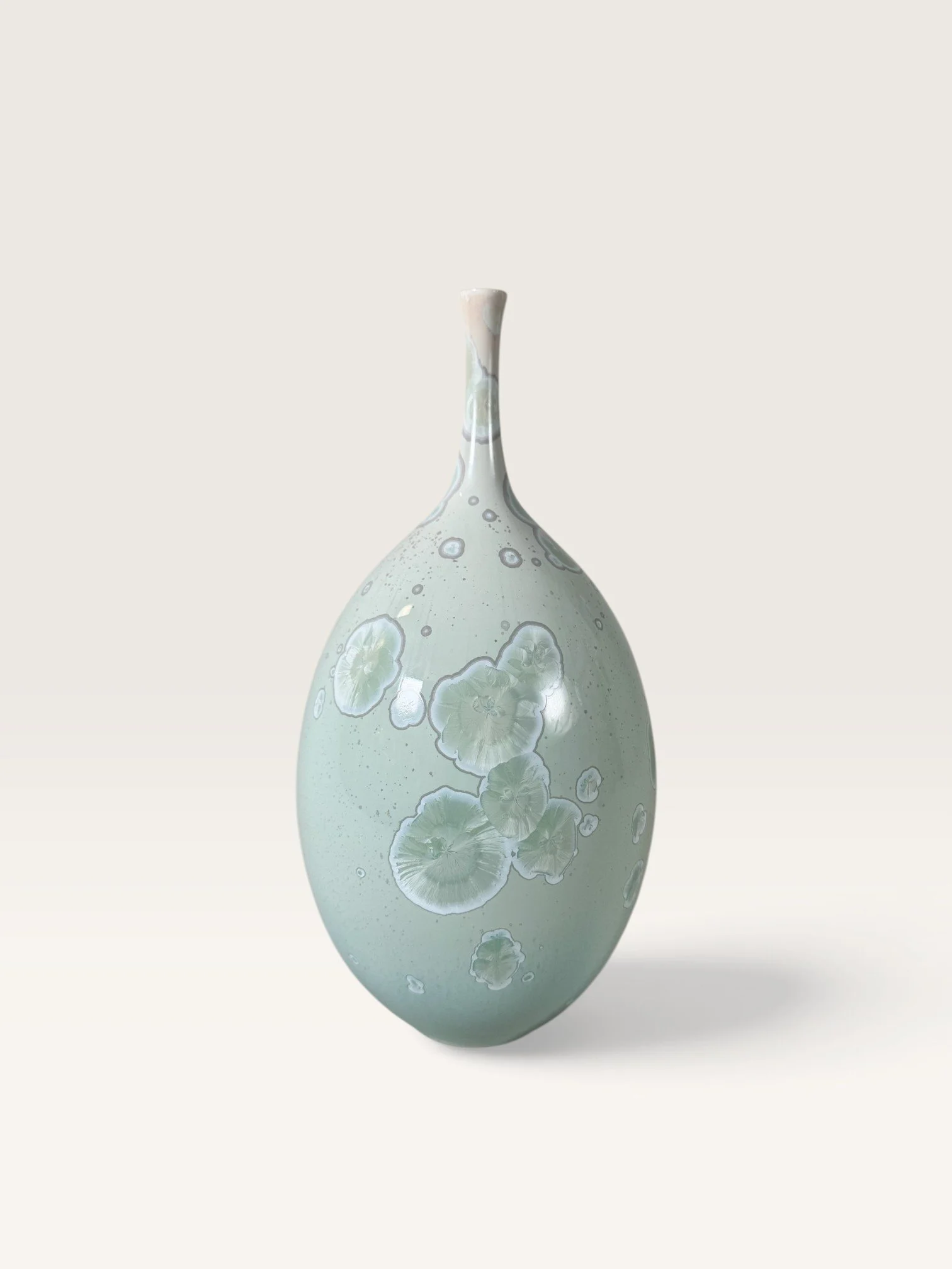 07_Seafoam_Blush_Bottle_I_02.jpg