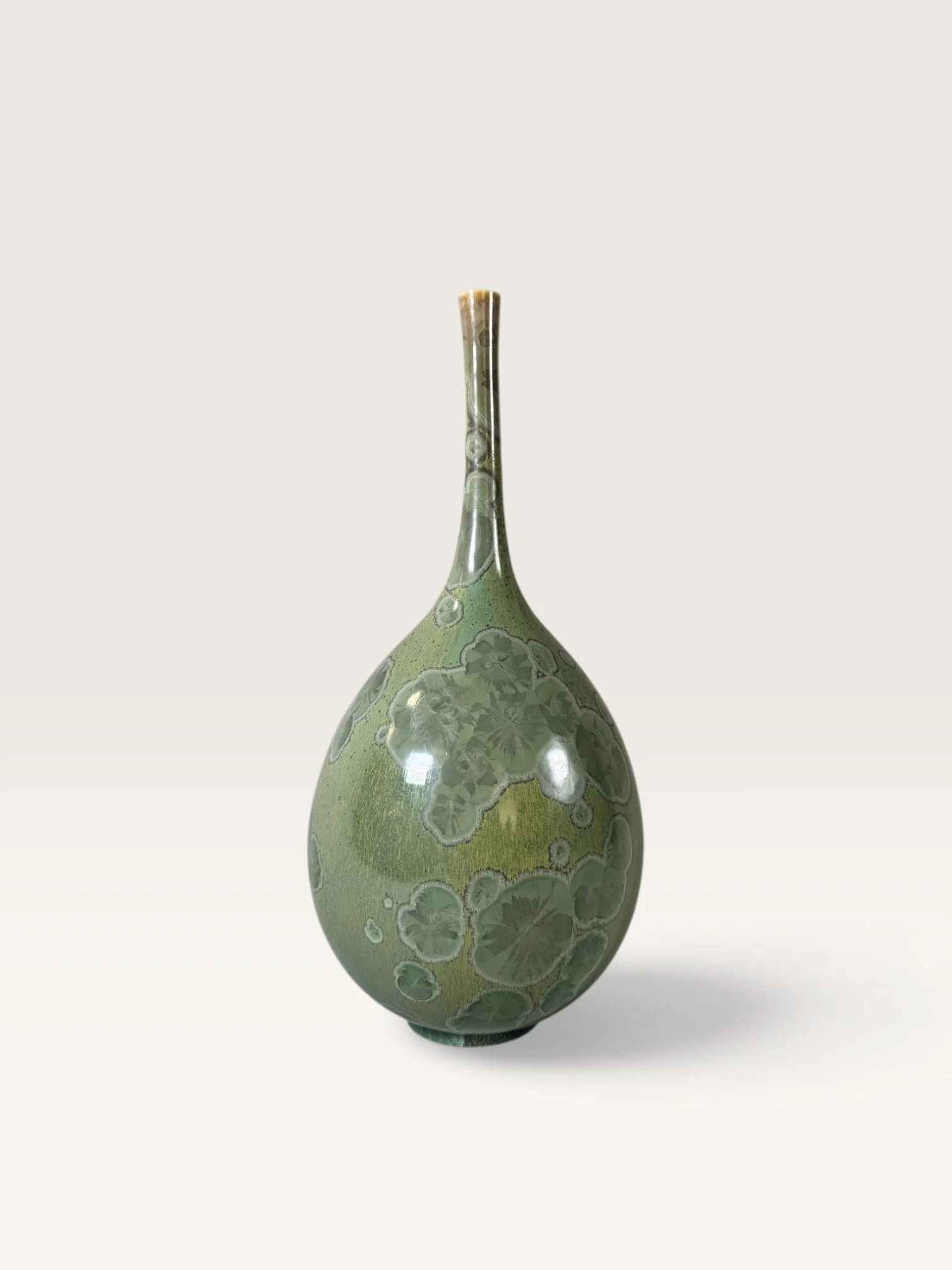 11_Mint_Celadon_Bottle_II_02.jpg
