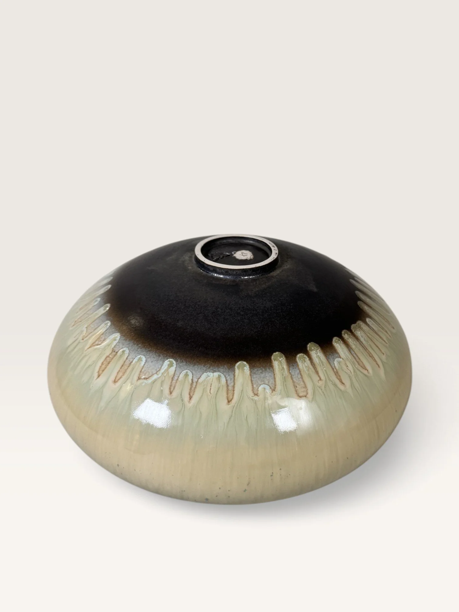 28_Sky_Marigold_Bowl_03.jpg
