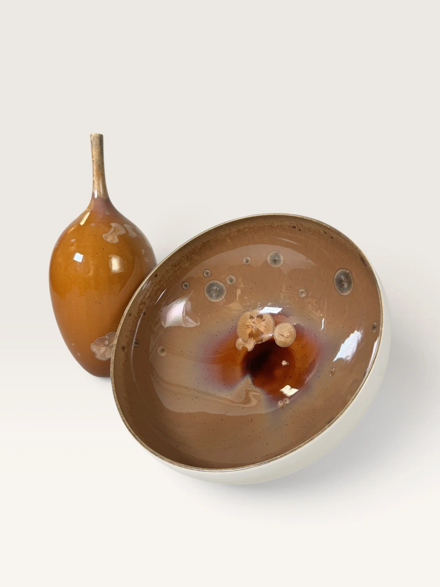 15+16_Terracotta_Bottle_and_Bowl_01.jpg