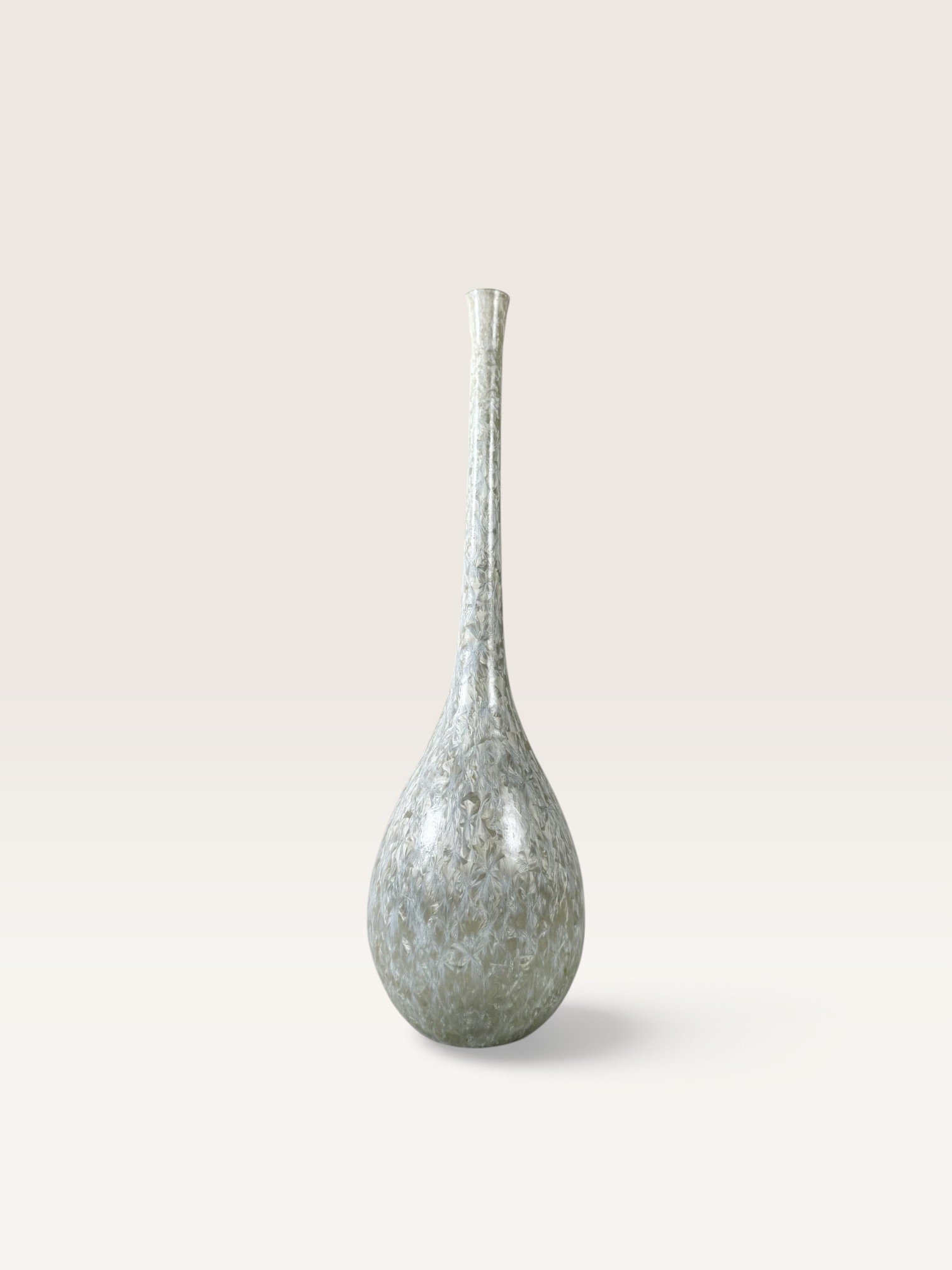13_Gold_and_Silver_Bottle_02.jpg
