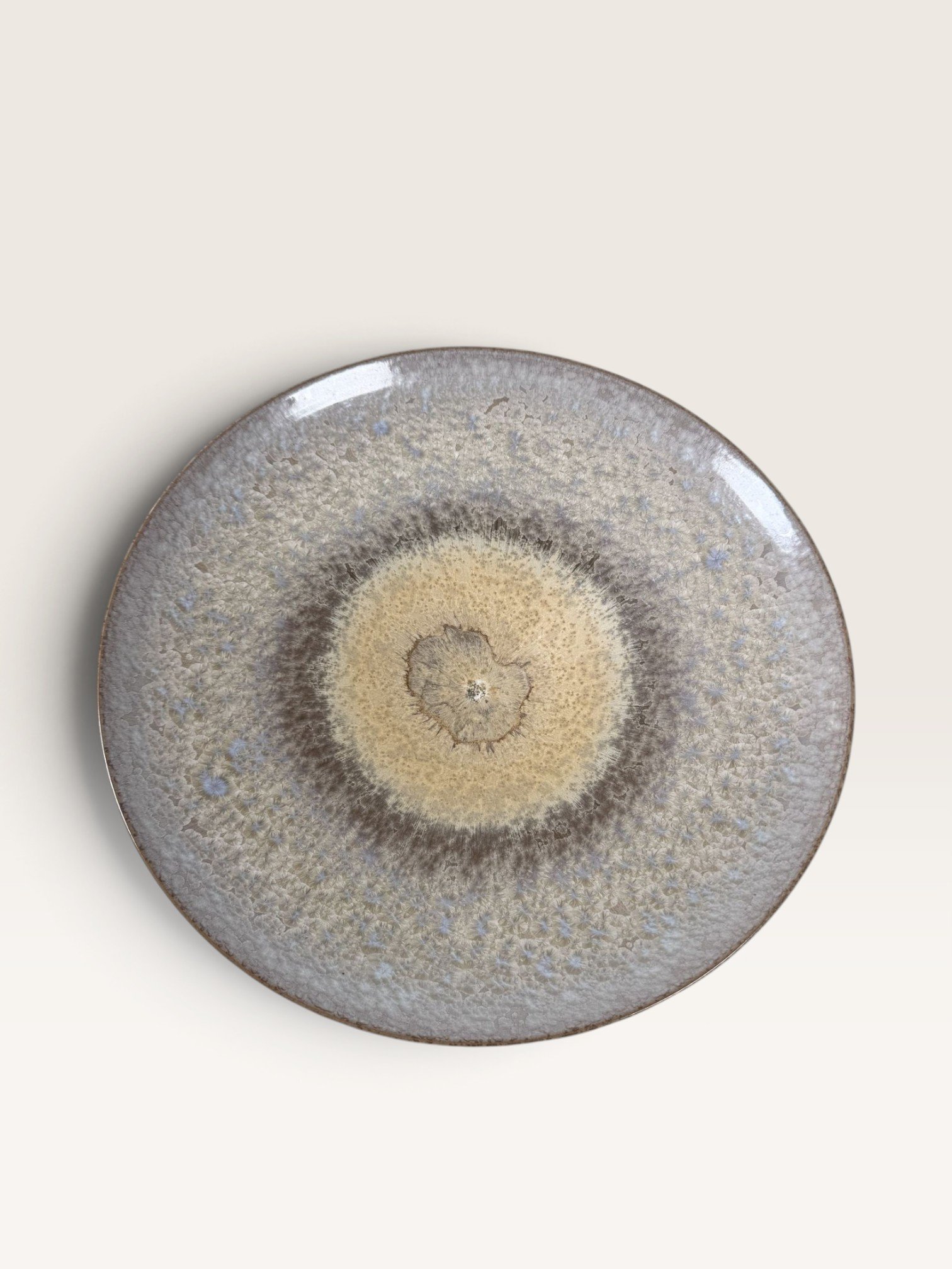 32_Silver_Taupe_Bowl_02.jpg