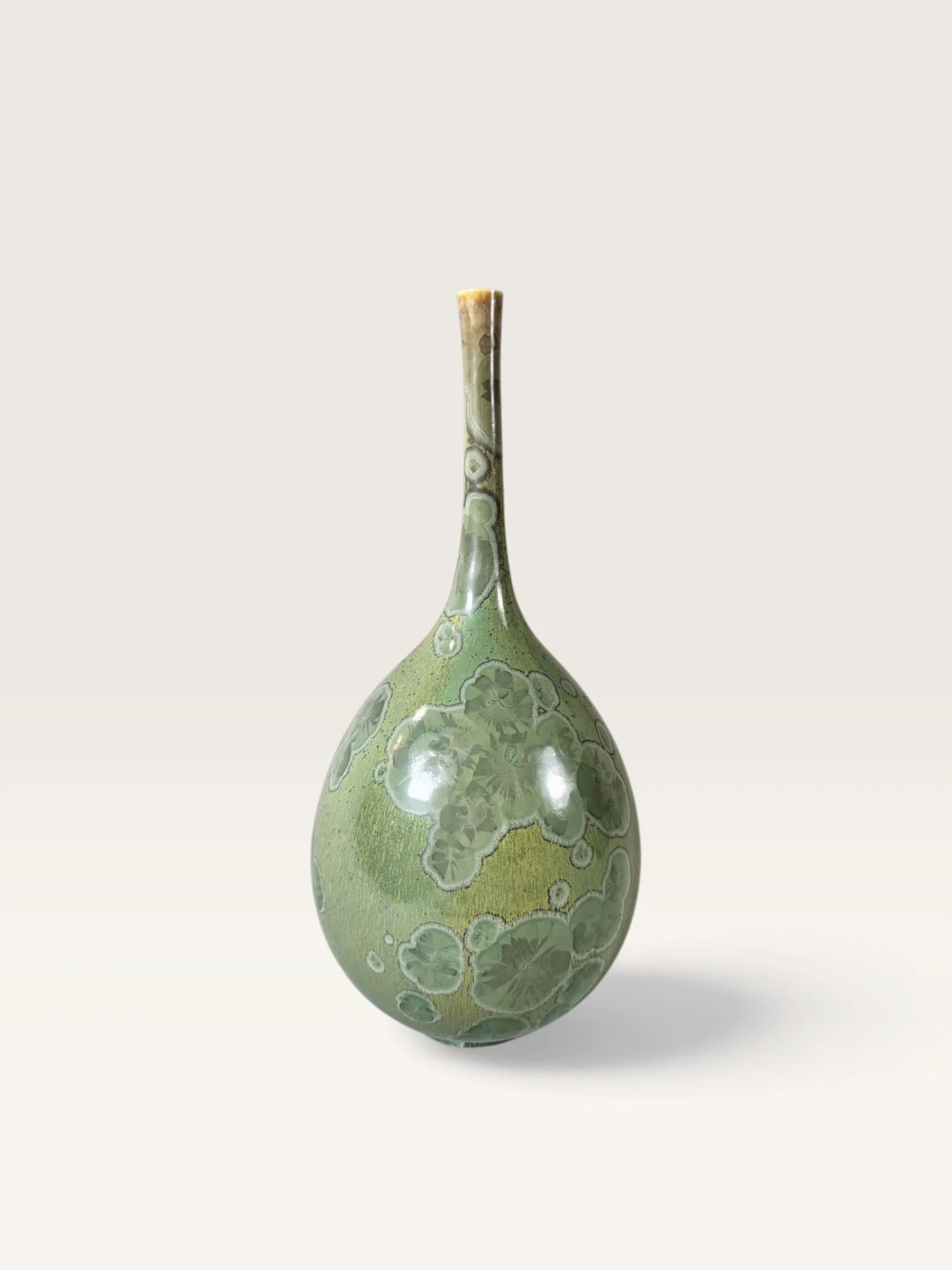11_Mint_Celadon_Bottle_II_01.jpg