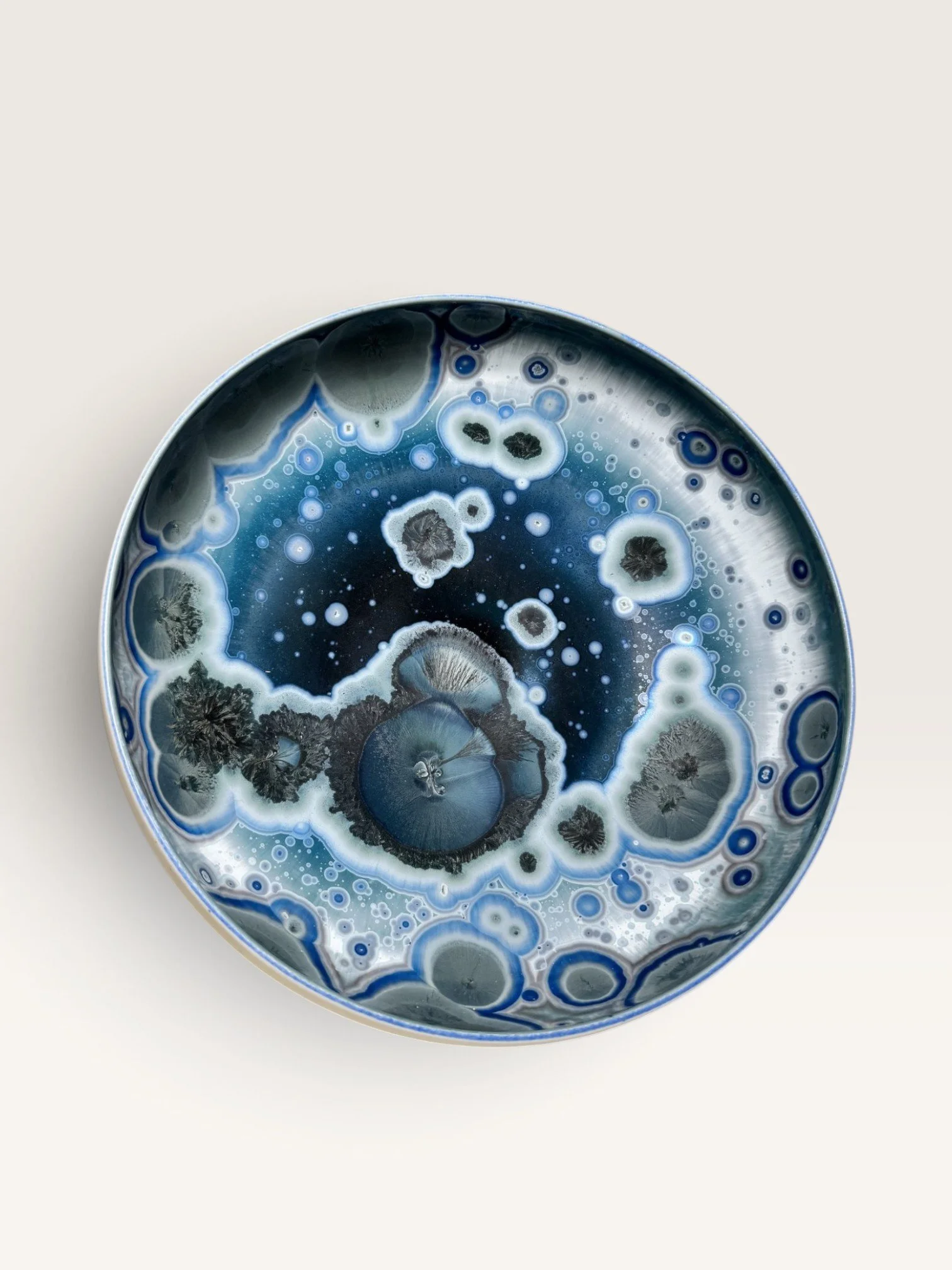 24_Turquoise_Crystal_Bowl_02.jpg