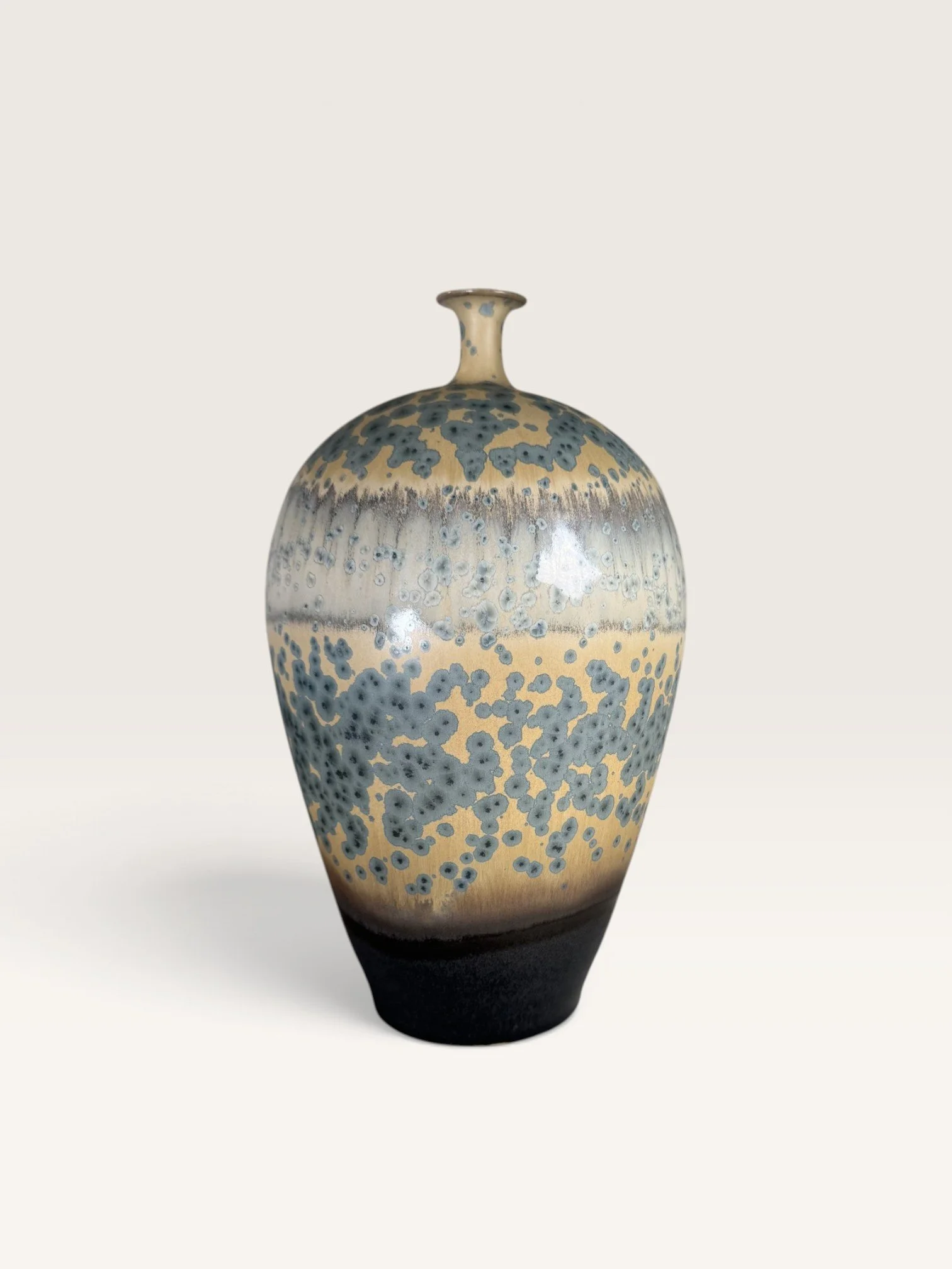 36_Slate_Plum_Vase_03.jpg