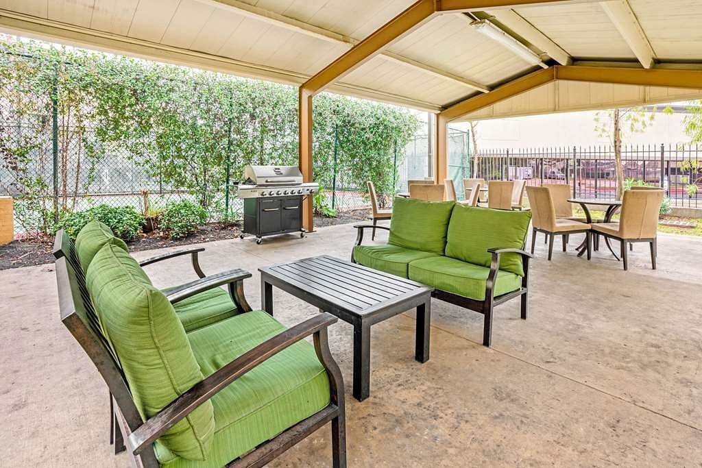 property-amenity.jpg