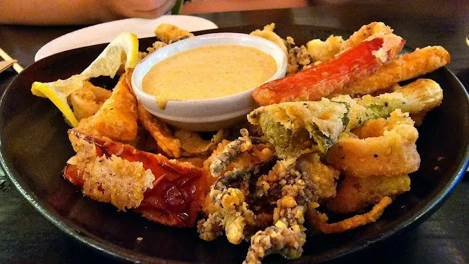Blue Sushi 3.jpg