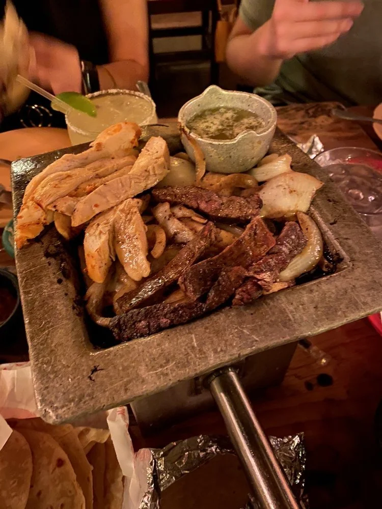 Laurenzo’s El Tiempo Cantina
