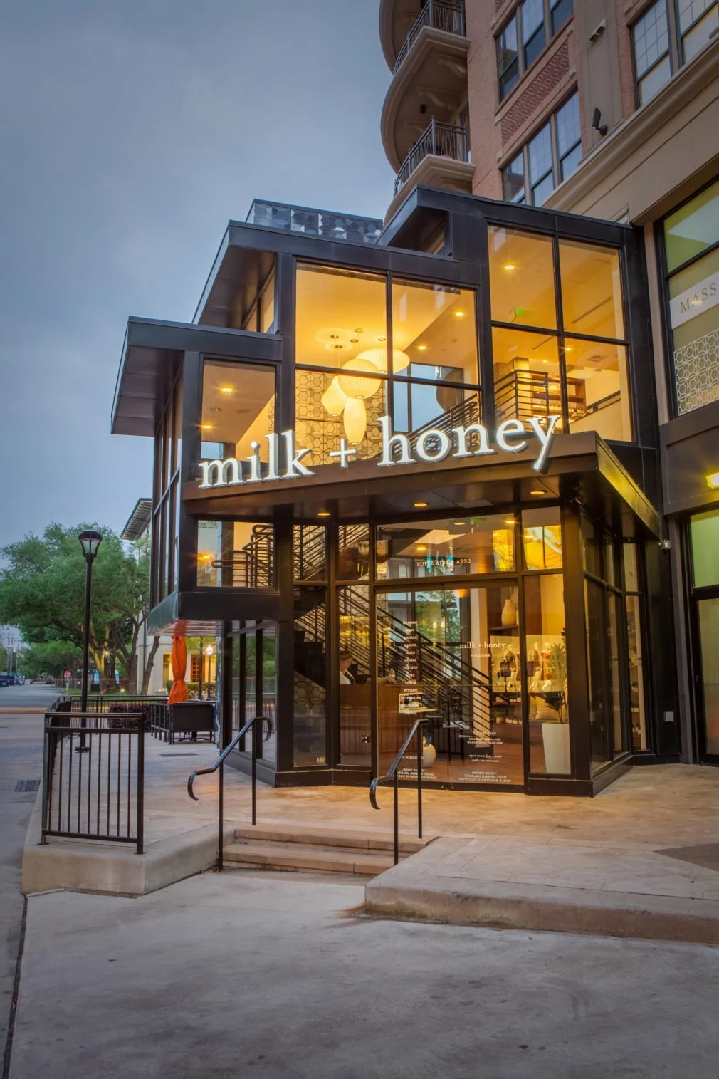 milk + honey River Oaks