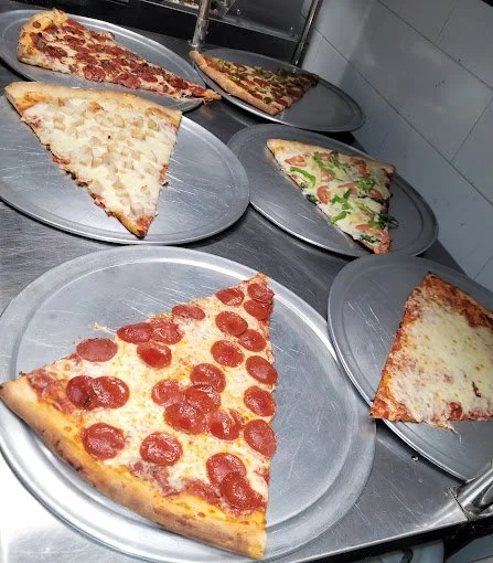 Mony’s Pizzeria