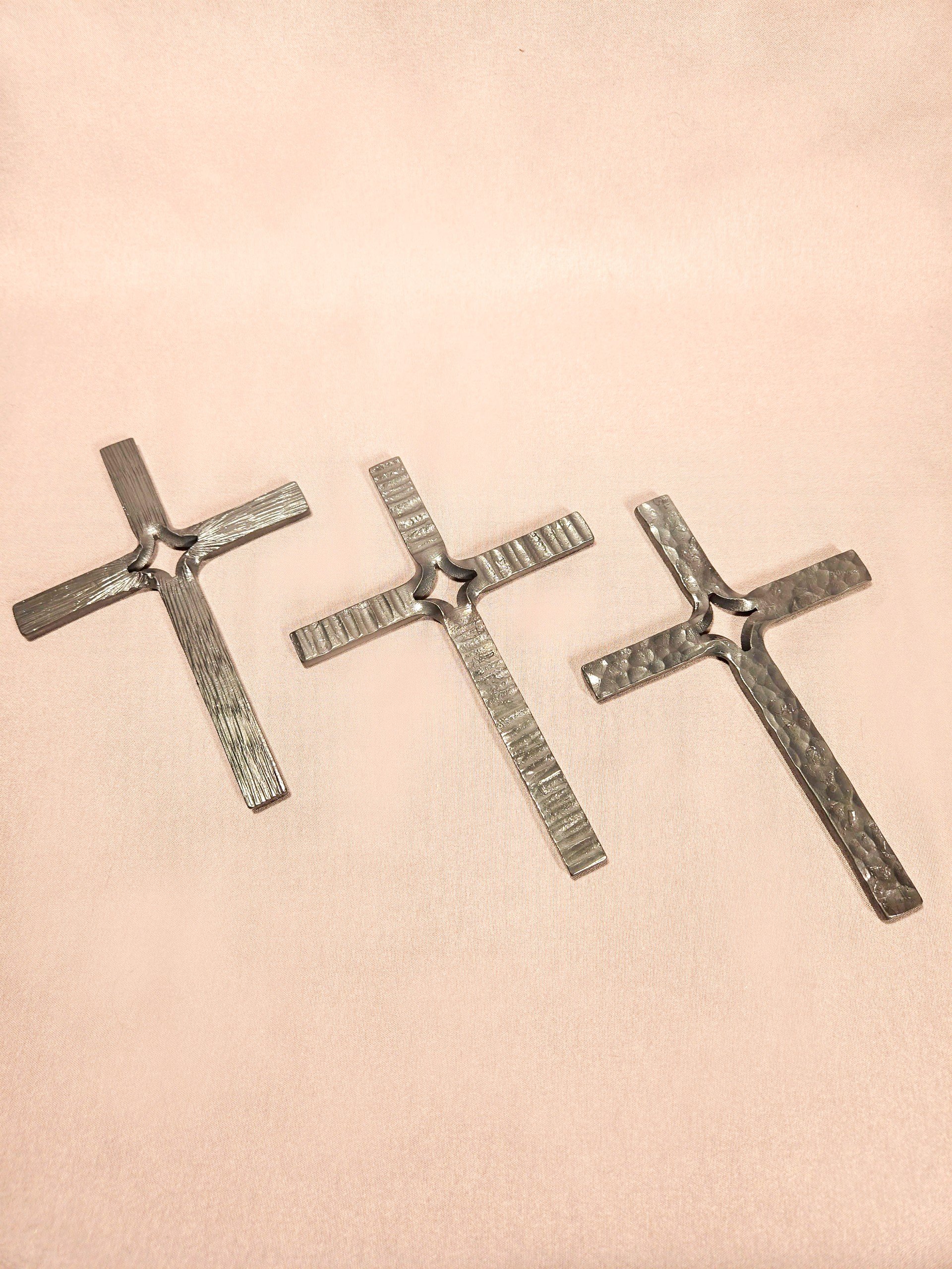 Medium Cross