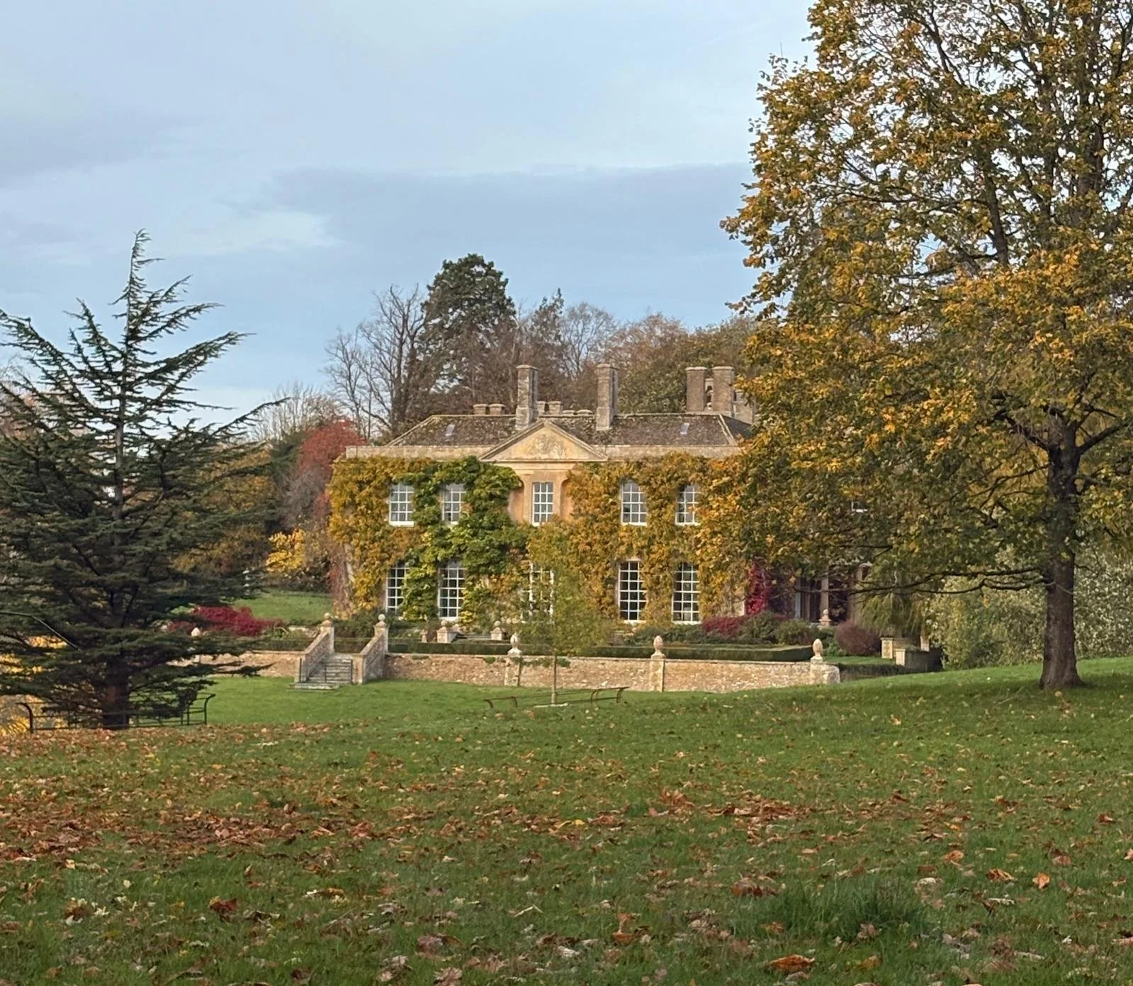 Cotswolds Easton Grey.jpeg