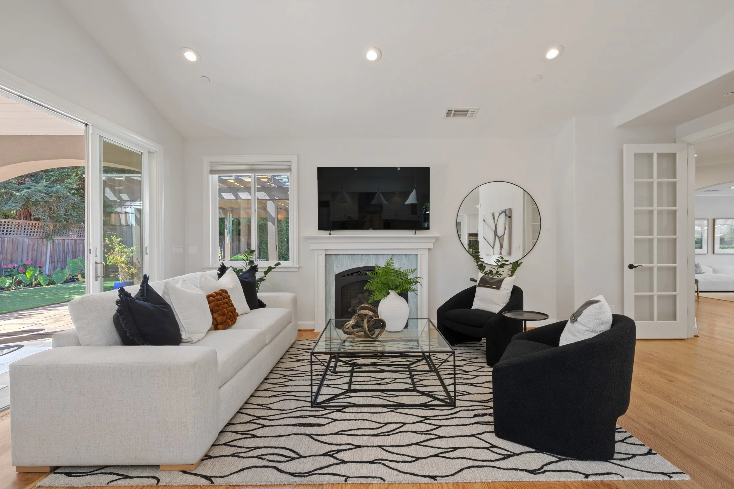 10-Oak_Matt_Anello-12-MLS.jpg