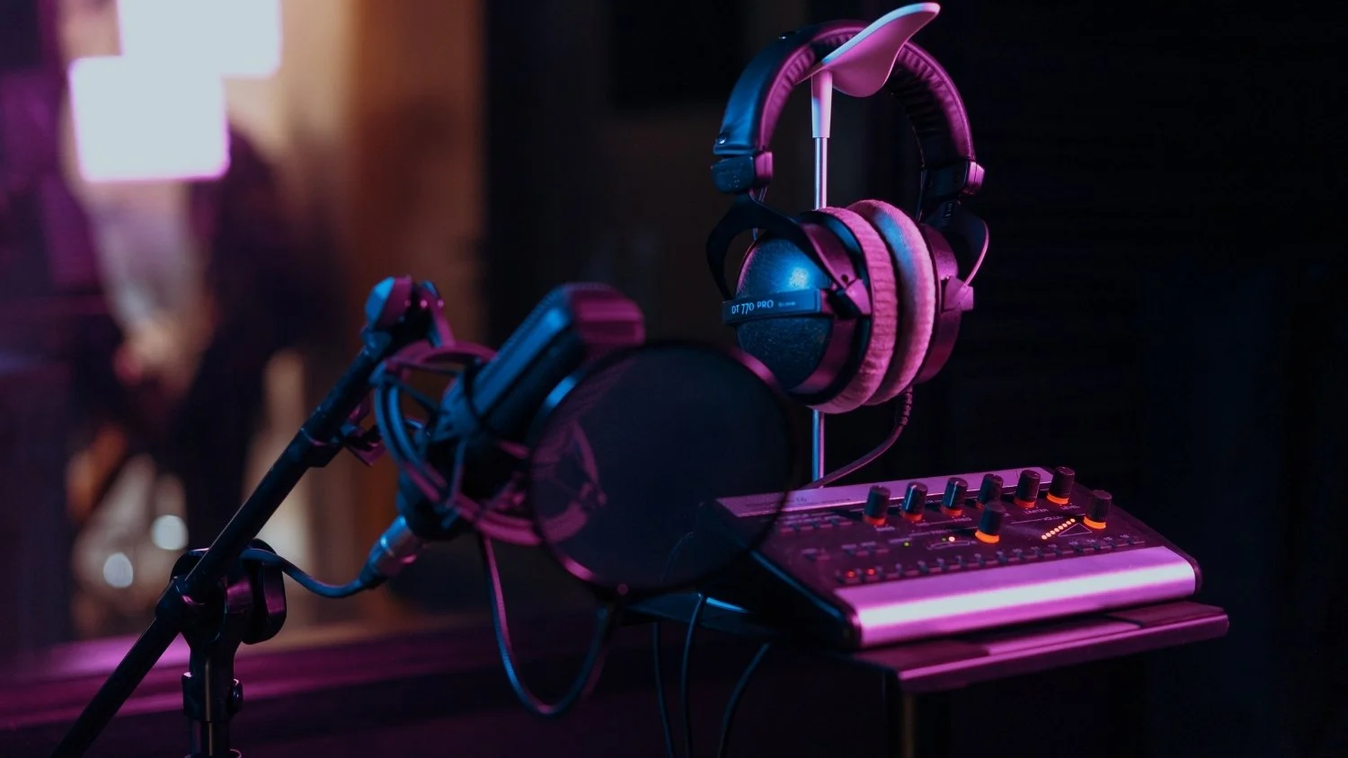 What to check in a music or recording contract before you sign