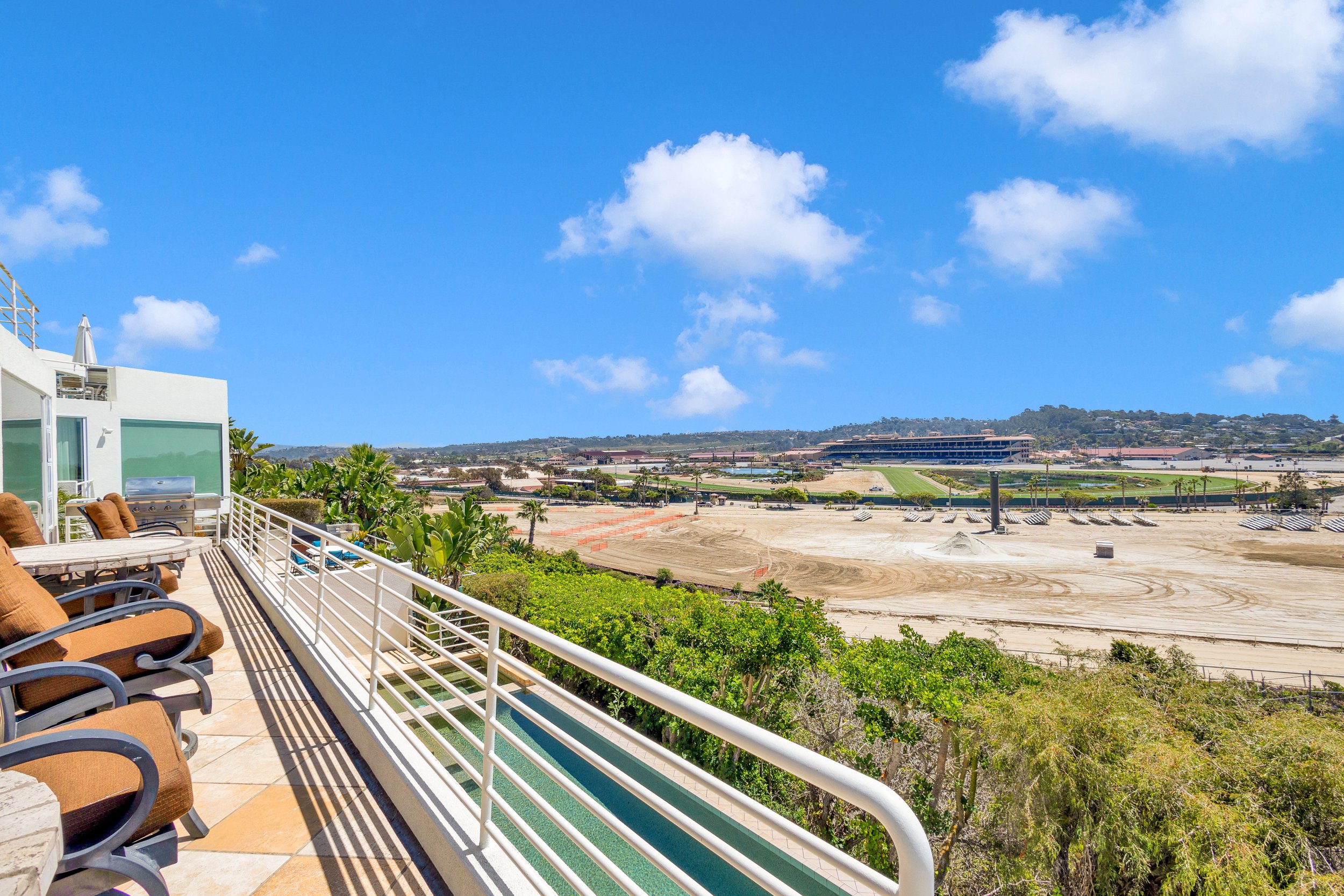 121 Via De La Valle - MLS - LOW RES-36.jpg