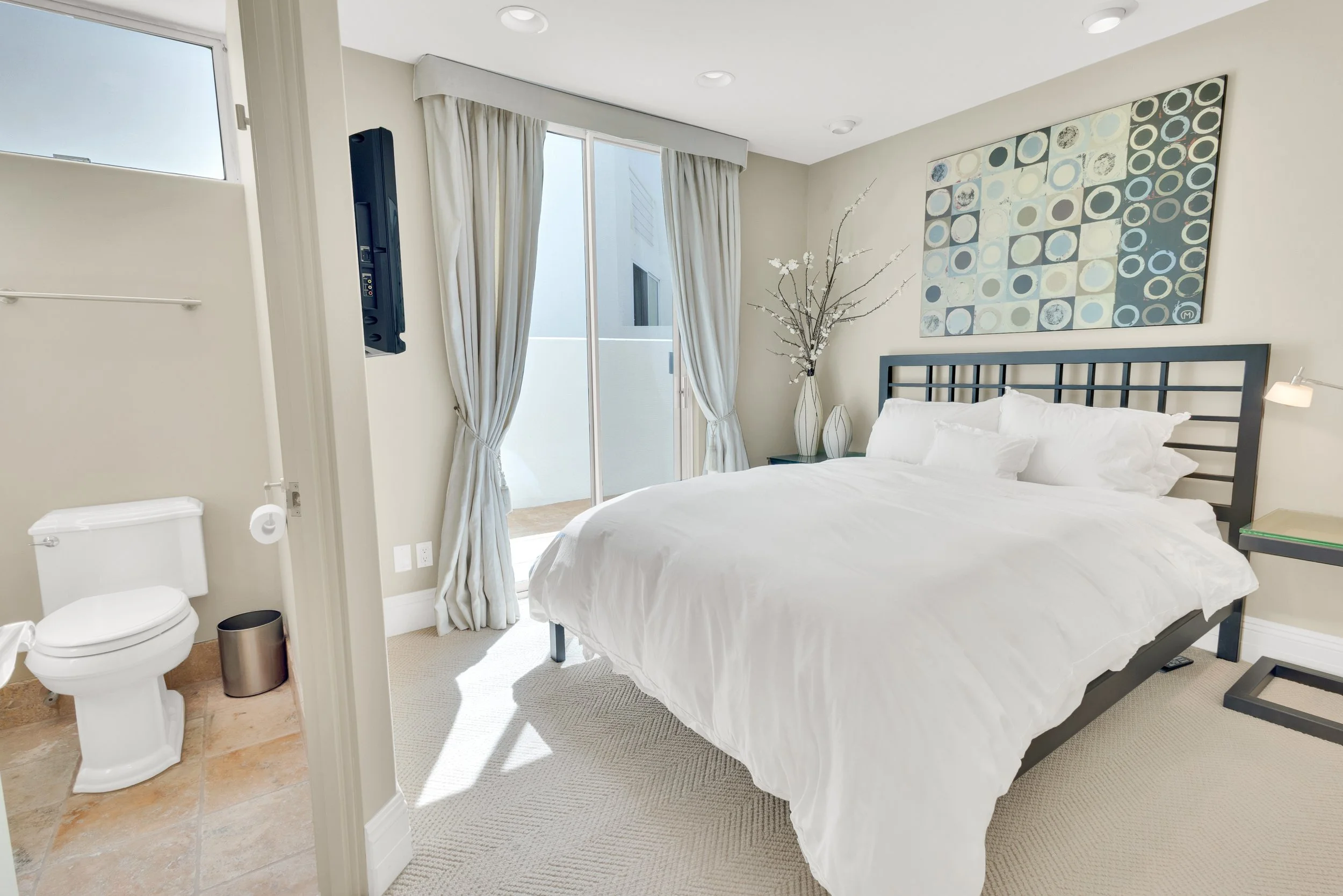 121 Via De La Valle - MLS - LOW RES-112.jpg