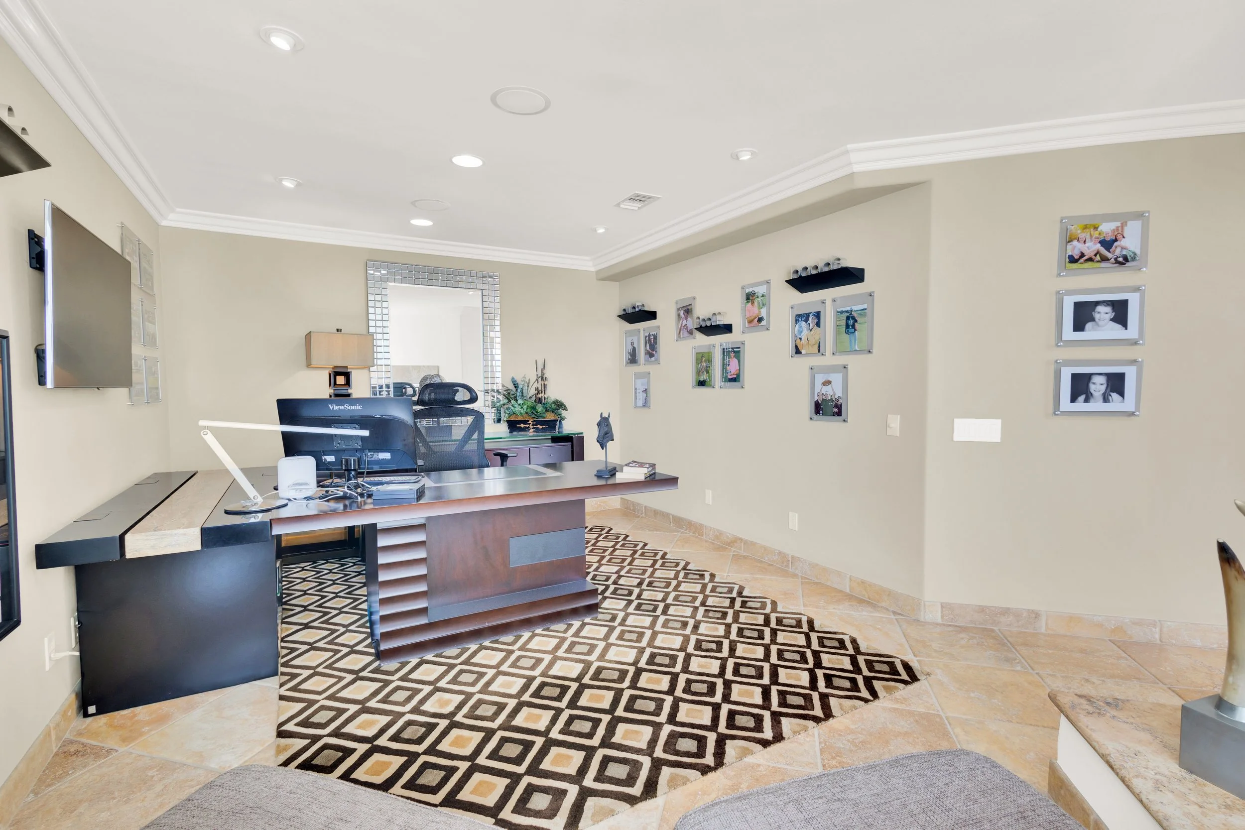 121 Via De La Valle - MLS - LOW RES-60.jpg