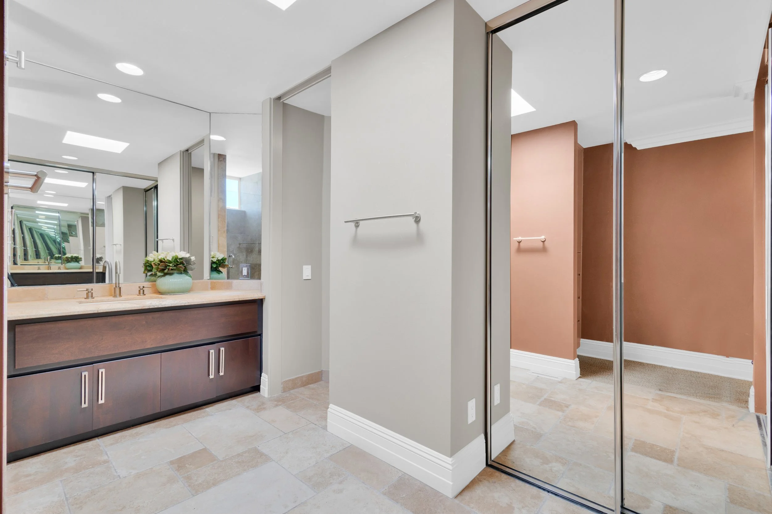 121 Via De La Valle - MLS - LOW RES-88.jpg
