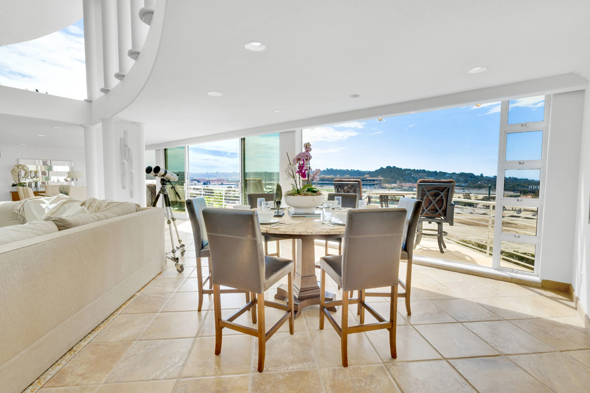 121 Via De La Valle - MLS - LOW RES-95.jpg