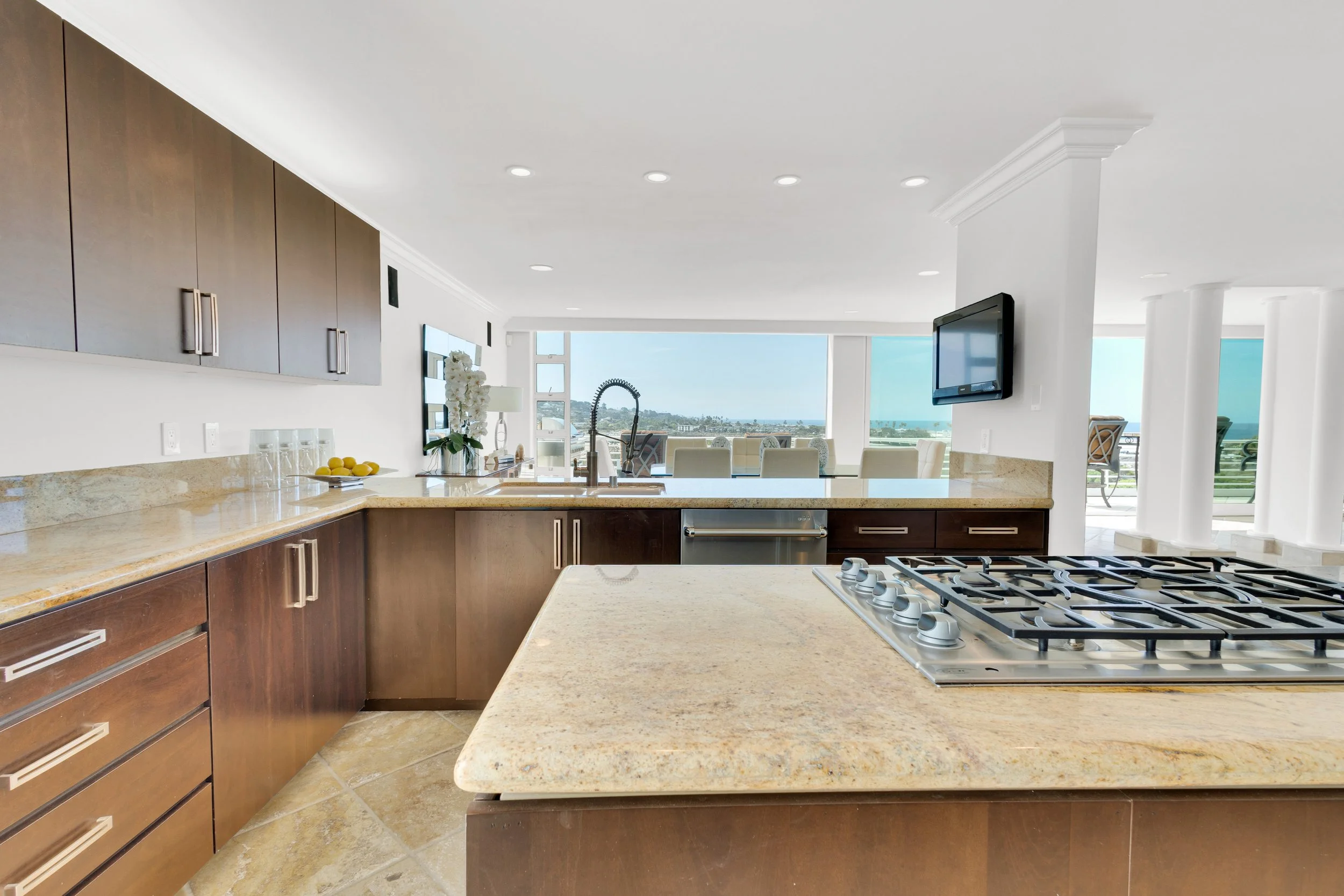 121 Via De La Valle - MLS - LOW RES-117.jpg