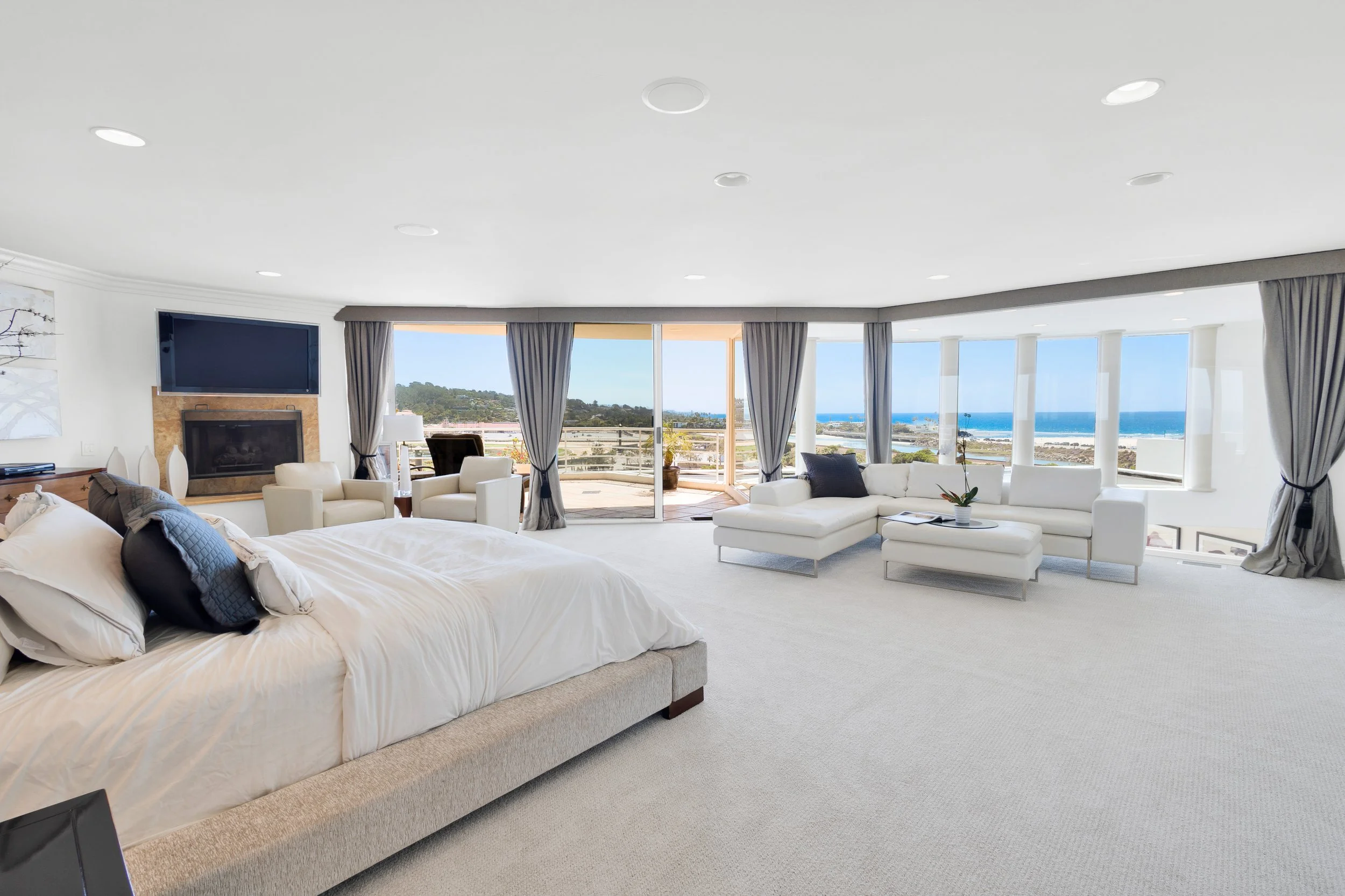 121 Via De La Valle - MLS - LOW RES-75.jpg