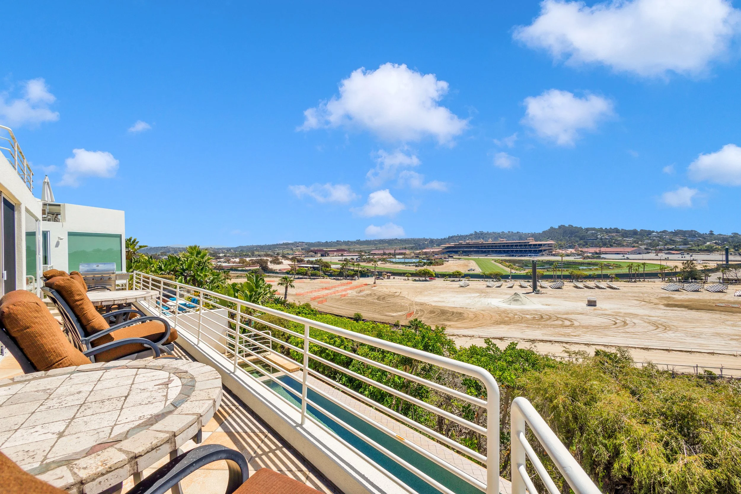121 Via De La Valle - MLS - LOW RES-35.jpg